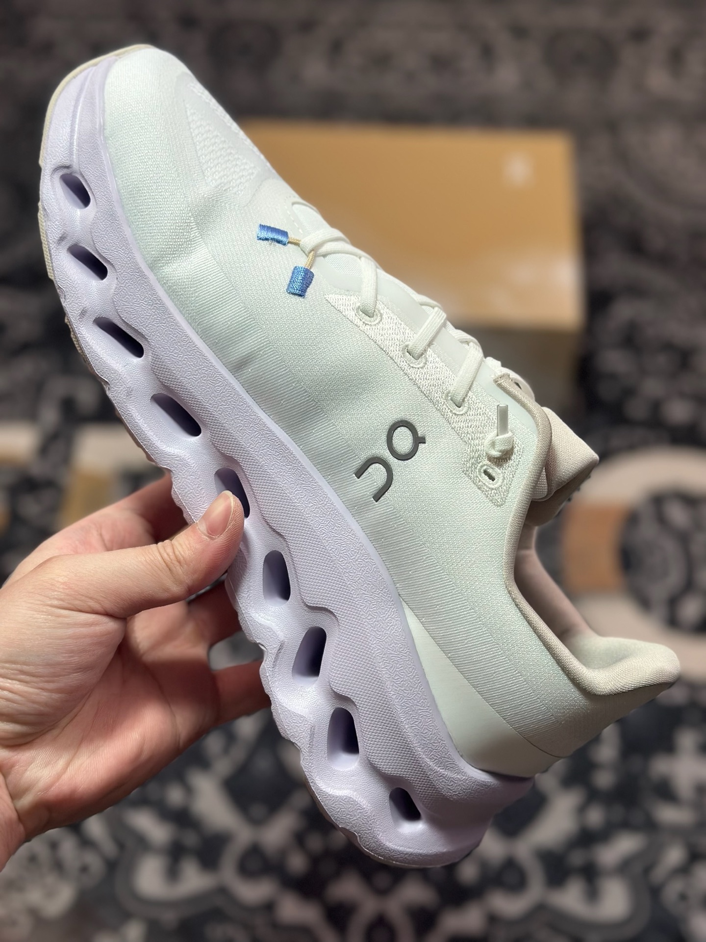 A6200 昂跑ON Running Cloudtilt 1 M 薄云1代系列低帮厚底轻量舒适多功能休闲运动慢跑鞋