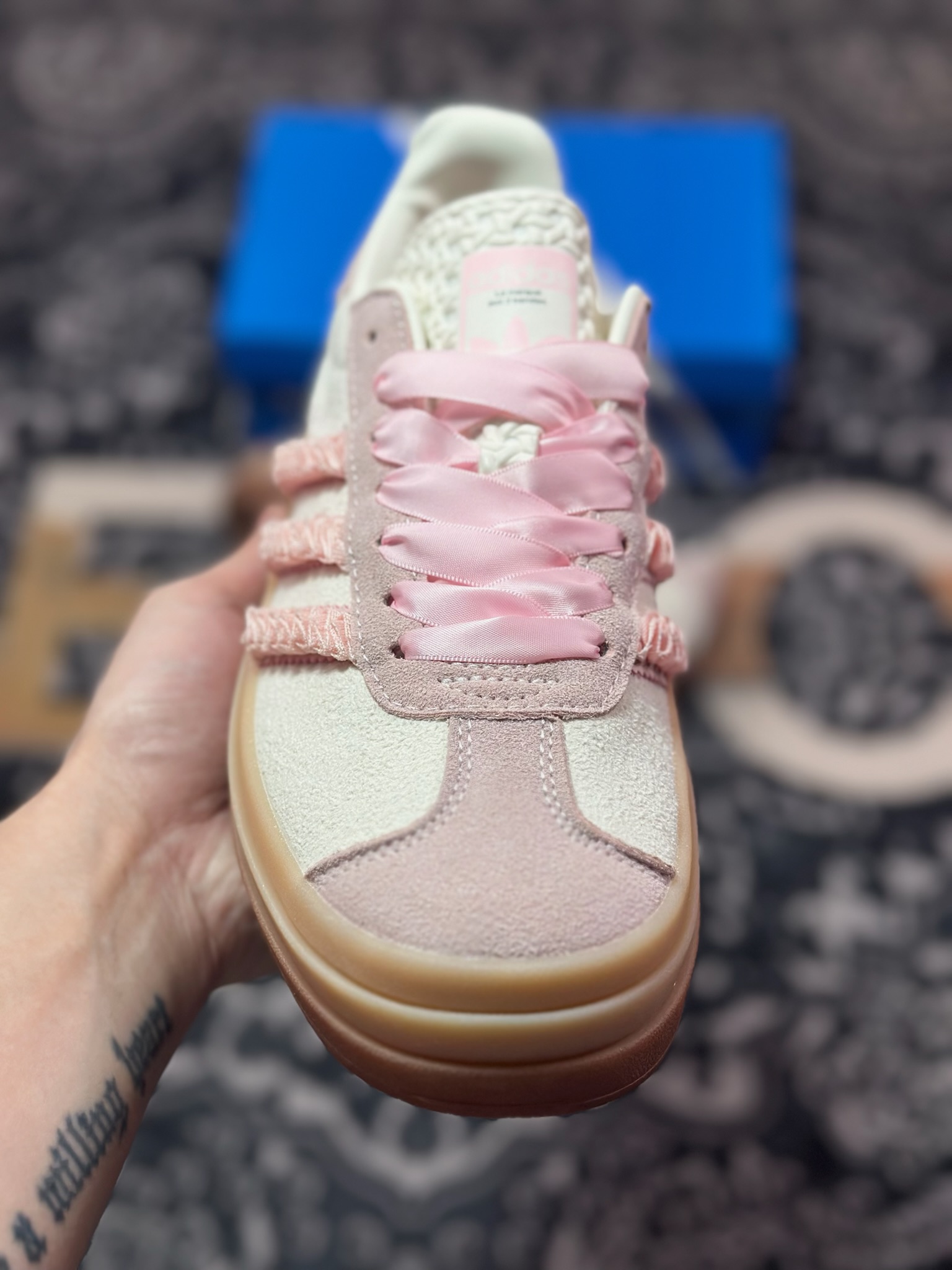 A4160  AD Originals Gazelle Bold 白粉 厚底防滑休闲板鞋   JR8374