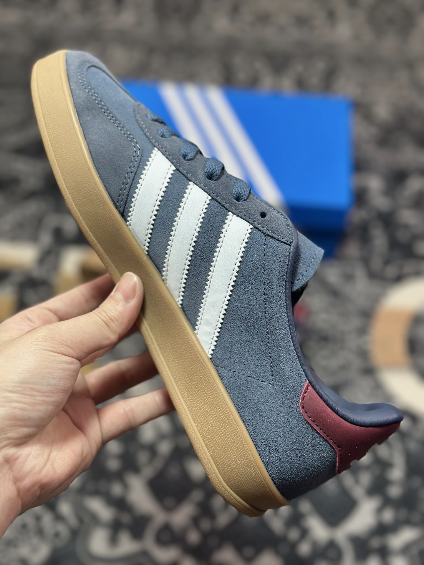 A4160  AD Originals Gazelle Indoor 藏蓝白 三叶草复古休闲运动板鞋   JI3522