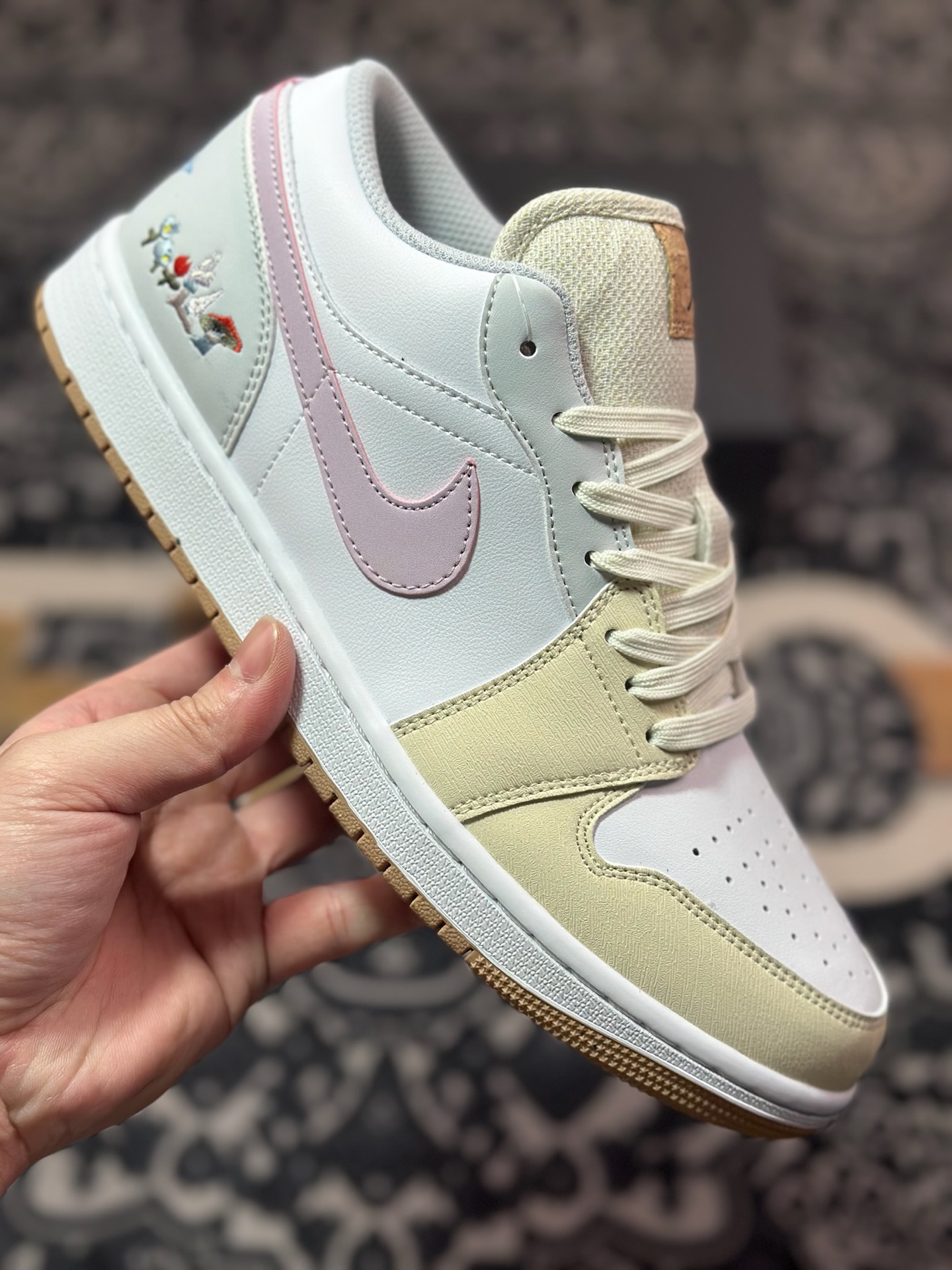 A6200  Air Jordan 1 Low 白灰粉 IB8861-151