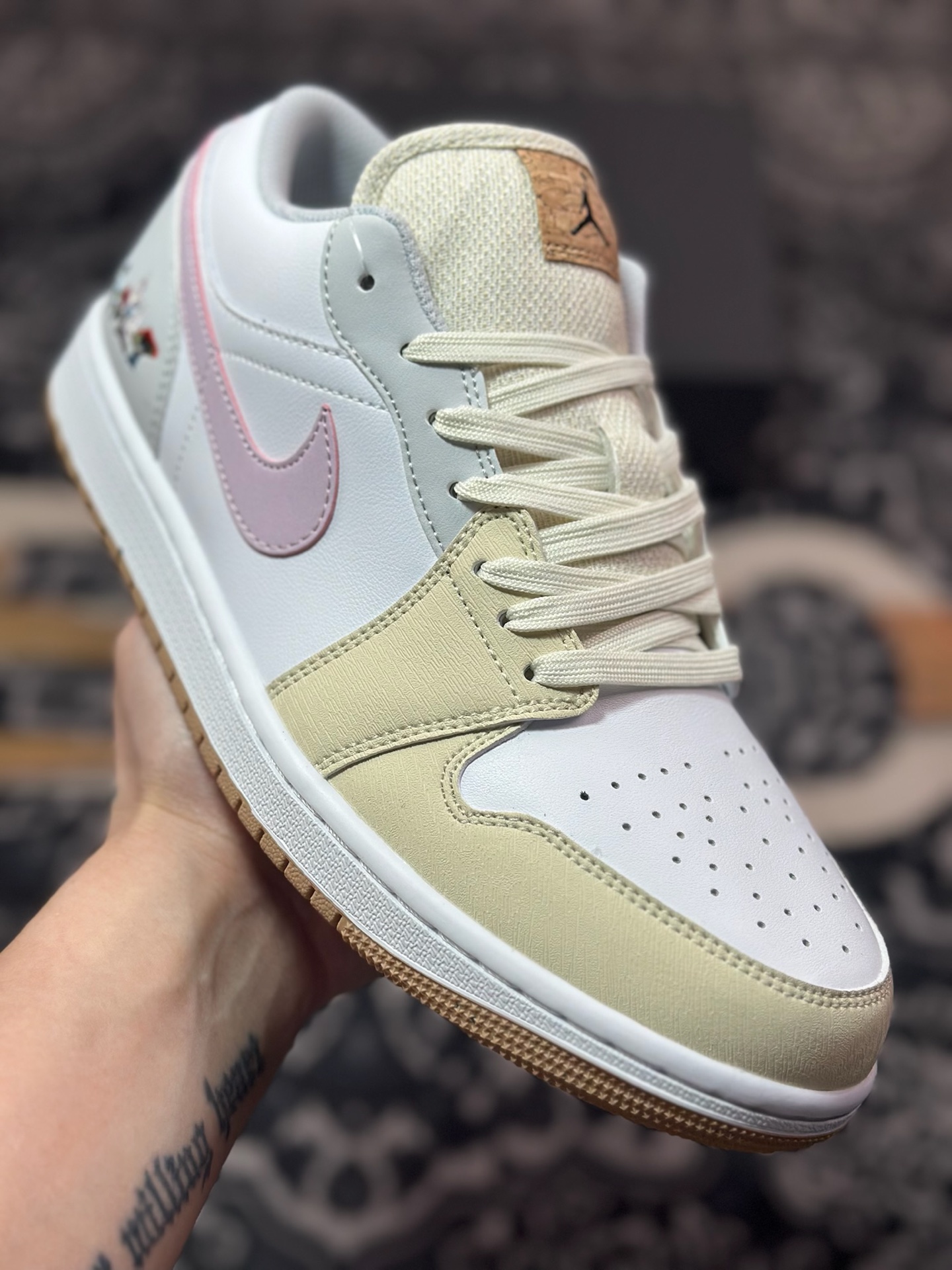 A6200  Air Jordan 1 Low 白灰粉 IB8861-151