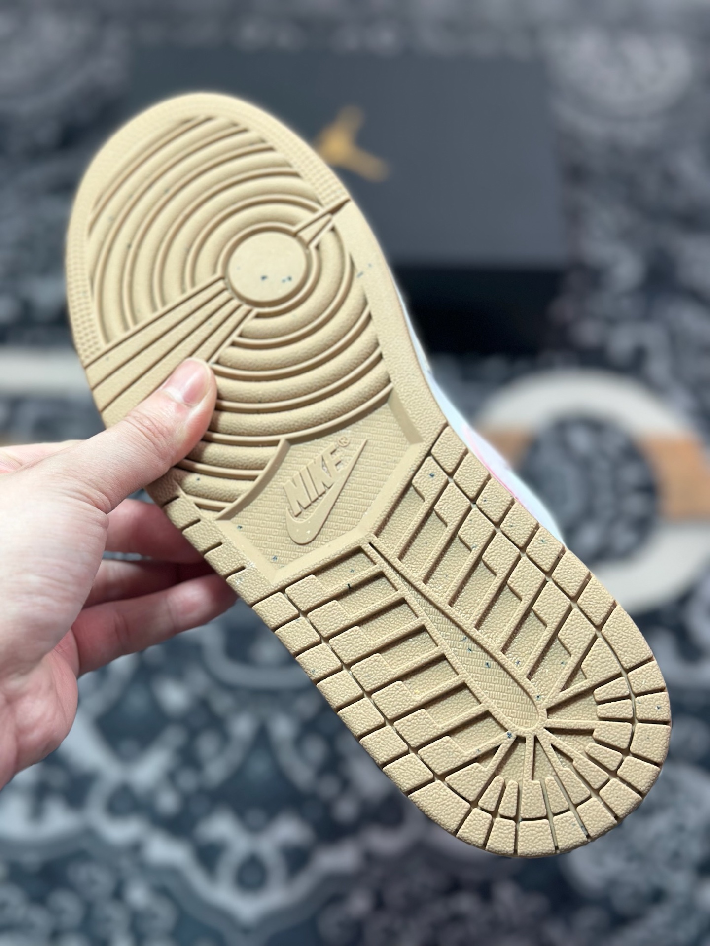 A6200  Air Jordan 1 Low 白灰粉 IB8861-151