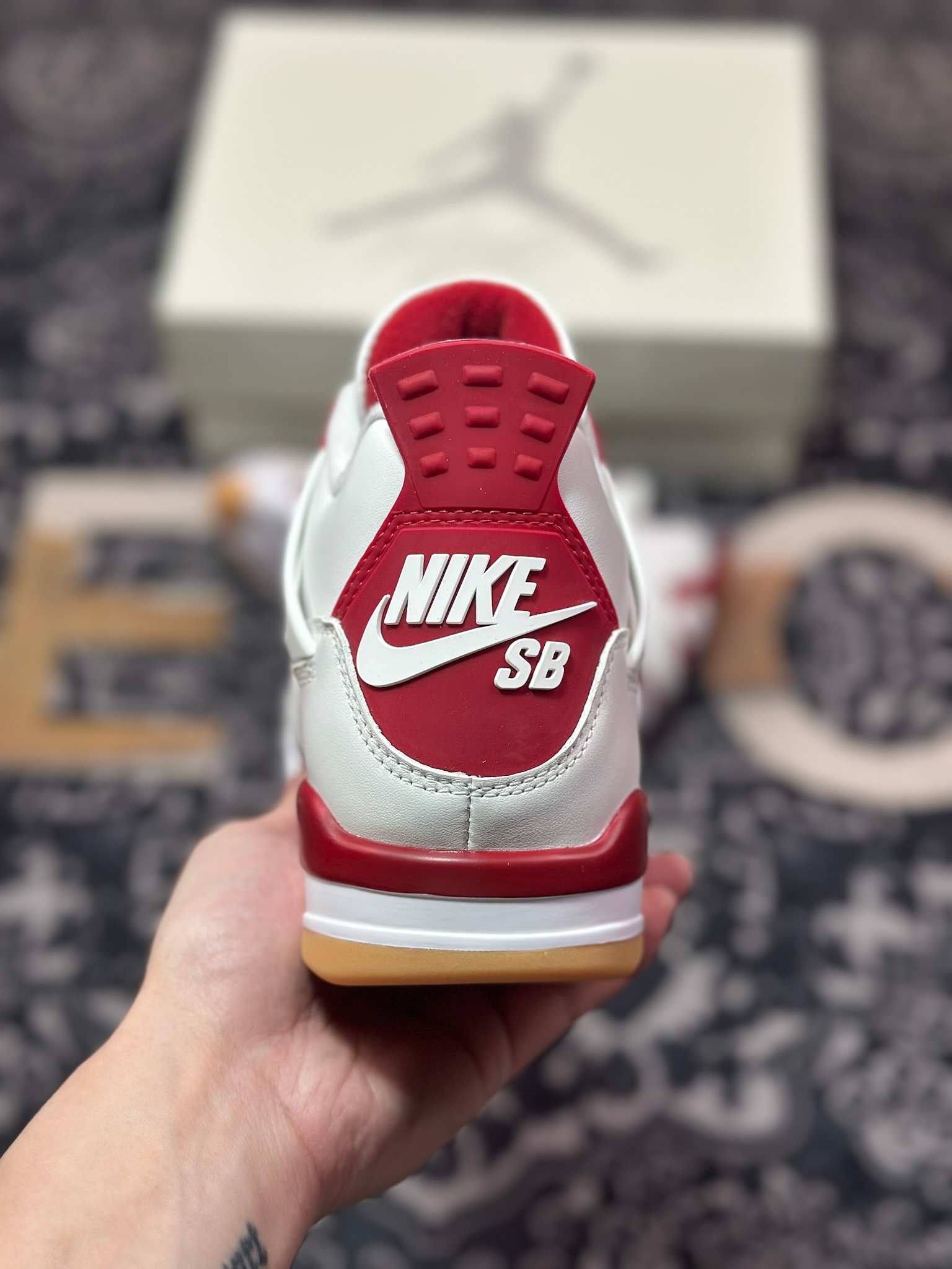 D5500   优选 原装级别# NK SB x Air Jordan 4 OG AJ4乔4 联名款男子文化篮球鞋 DR5415-106