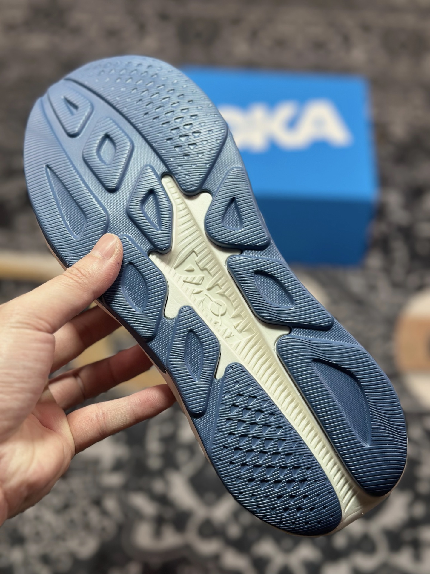B0220  Hoka One One Rincon 4  林康4代公路休闲跑步鞋  1155130-FTG