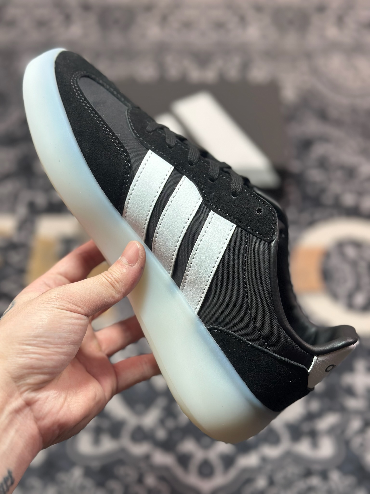A6180  Adidas Barreda Decode 阿迪舒适减震低帮休闲板鞋  JI2316