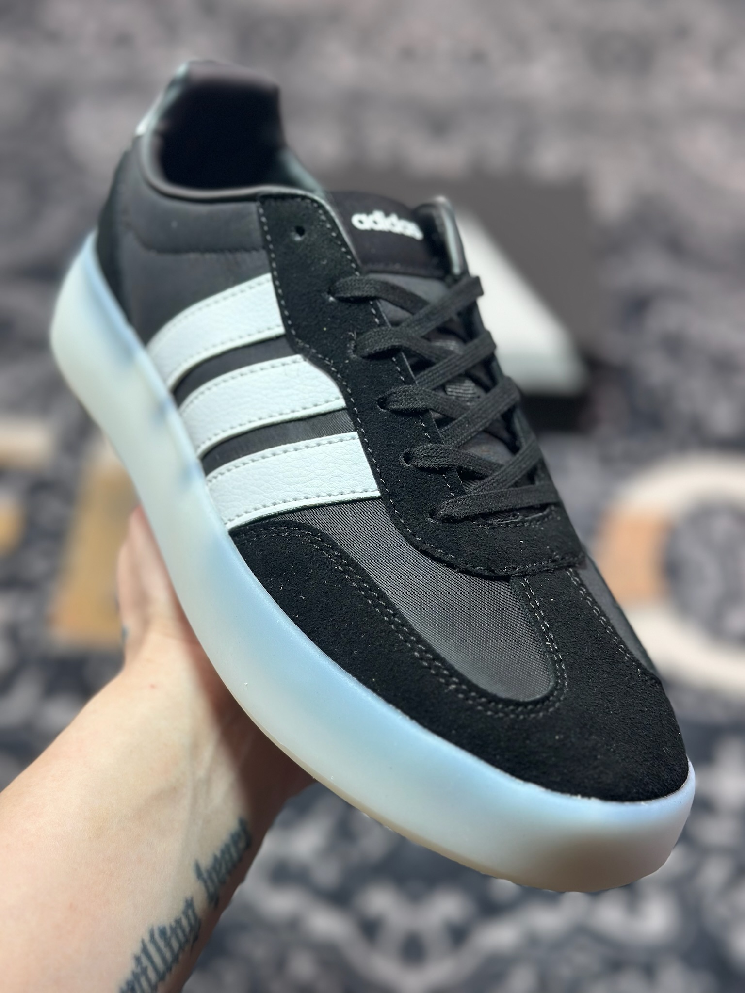 A6180  Adidas Barreda Decode 阿迪舒适减震低帮休闲板鞋  JI2316