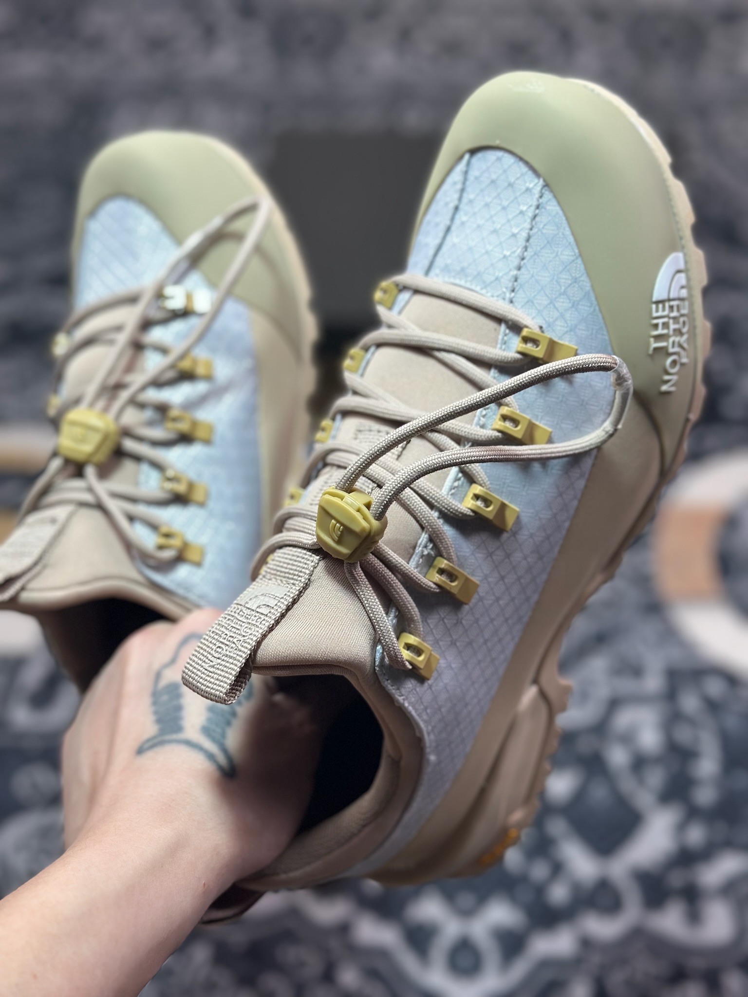 B7300  北面THE NORTH FACE GLENCLYFFE 舒适轻盈 防水 防滑 耐磨 低帮