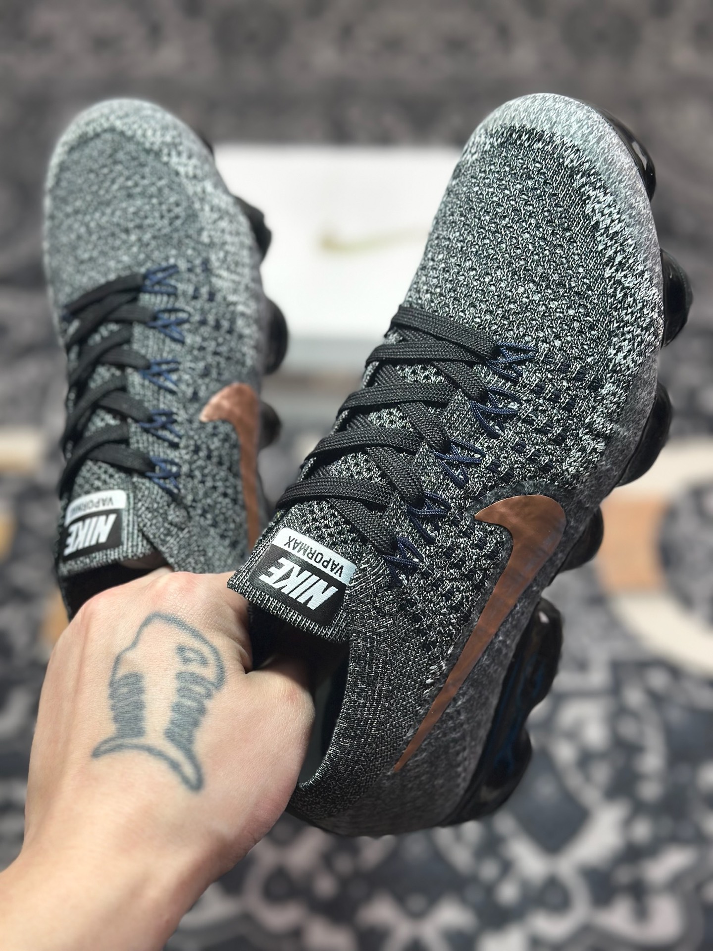 A9220  Nike AIR VAPORMAX Platinum 编织 气垫运动防滑轻便 849558-010