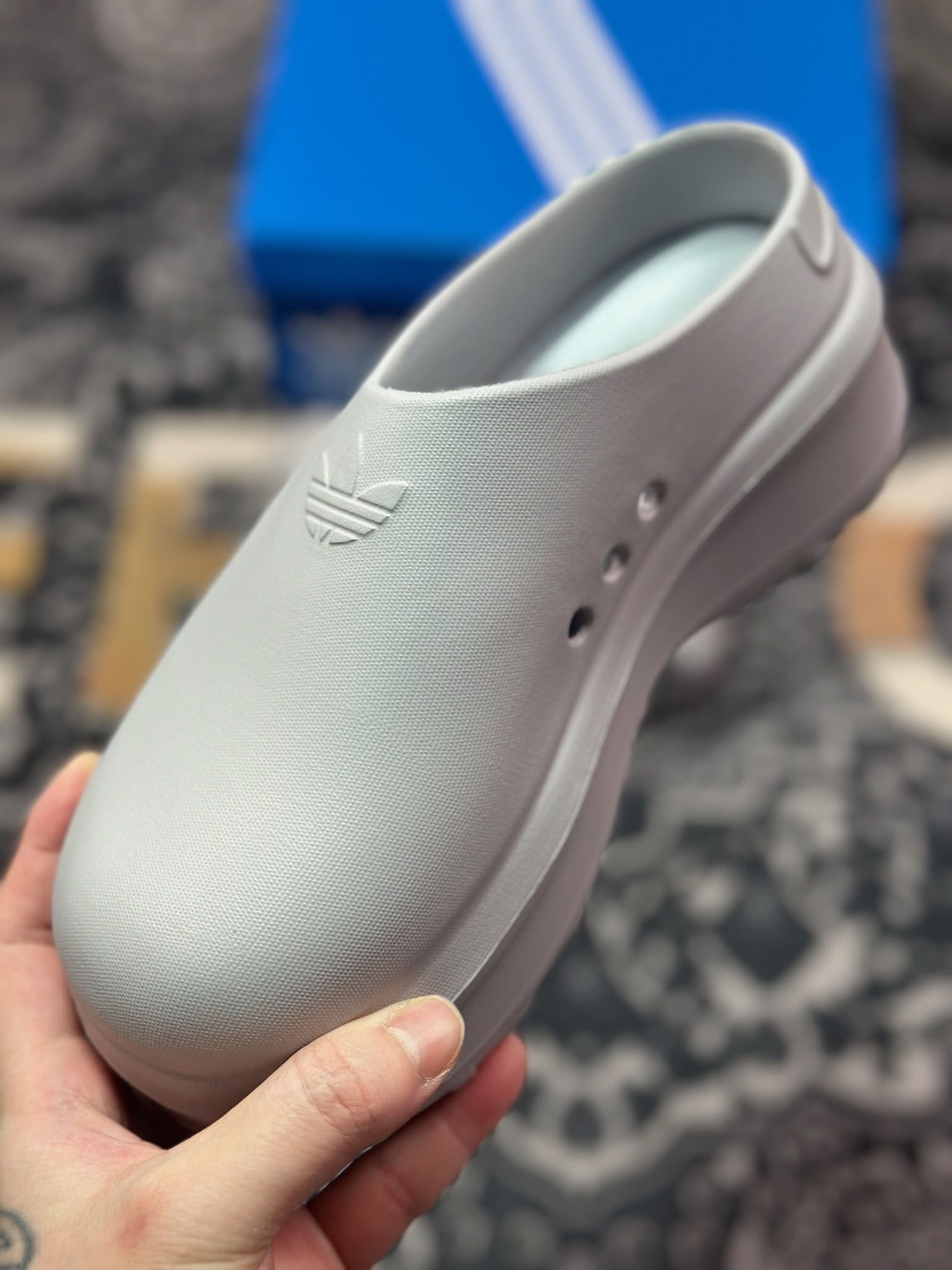 09120   AD Originals AdiFOM Stan Smith Mule 银色 防滑耐磨轻便运动凉鞋穆勒厨师鞋  IH8060