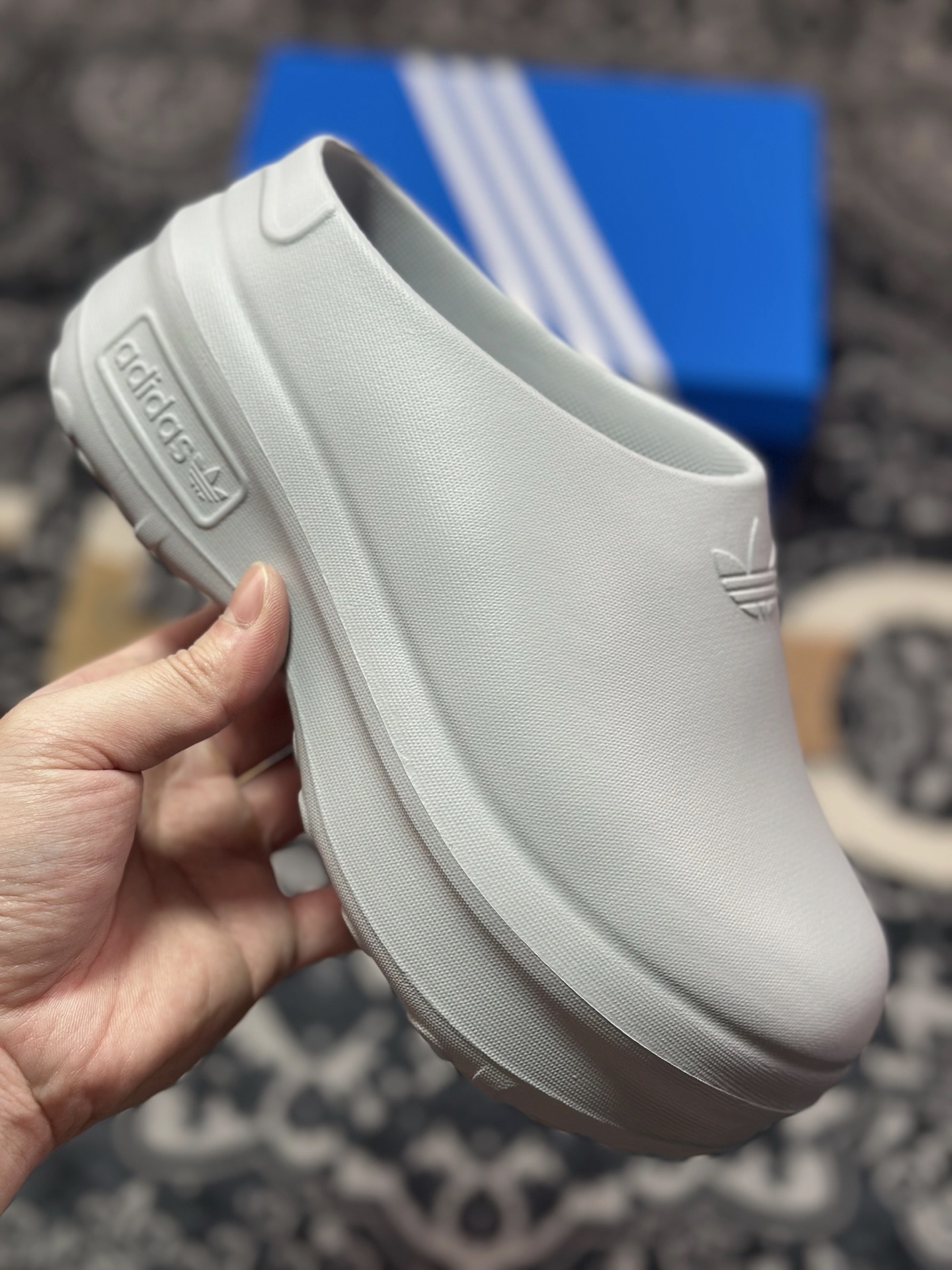 09120   AD Originals AdiFOM Stan Smith Mule 银色 防滑耐磨轻便运动凉鞋穆勒厨师鞋  IH8060