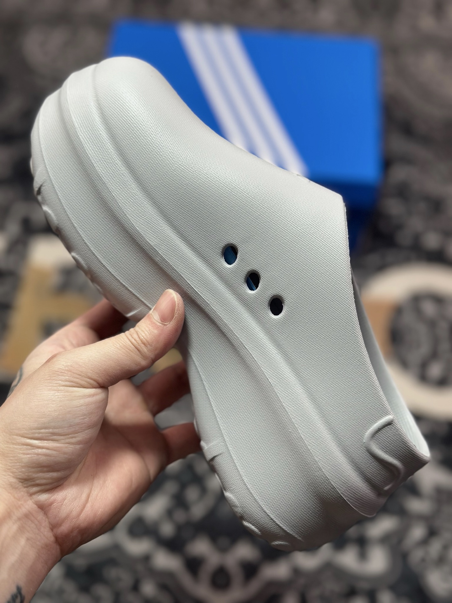 09120   AD Originals AdiFOM Stan Smith Mule 银色 防滑耐磨轻便运动凉鞋穆勒厨师鞋  IH8060