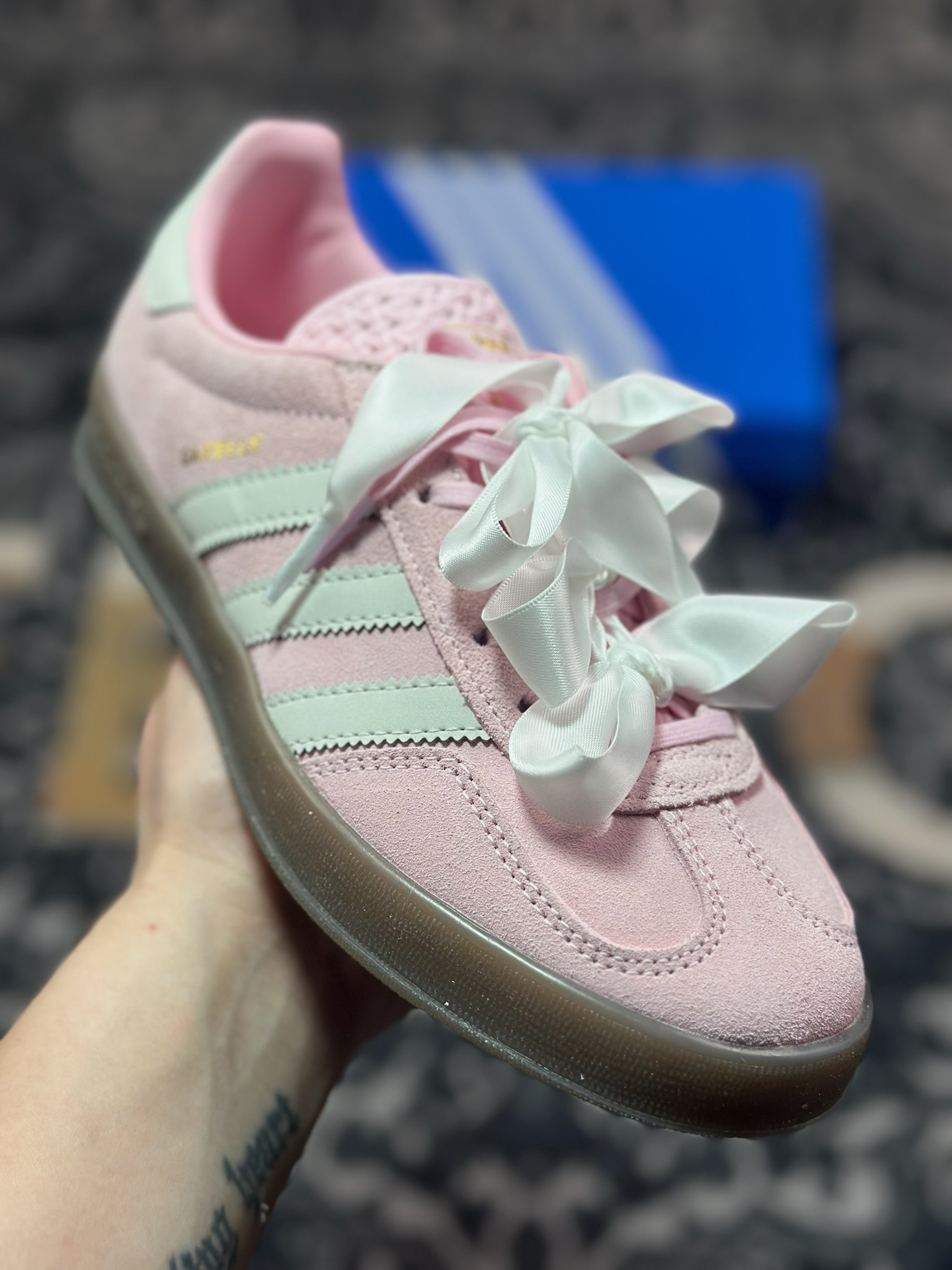 A4160  AD Originals Gazelle Indoor 粉色 三叶草复古休闲运动板鞋   JI2716