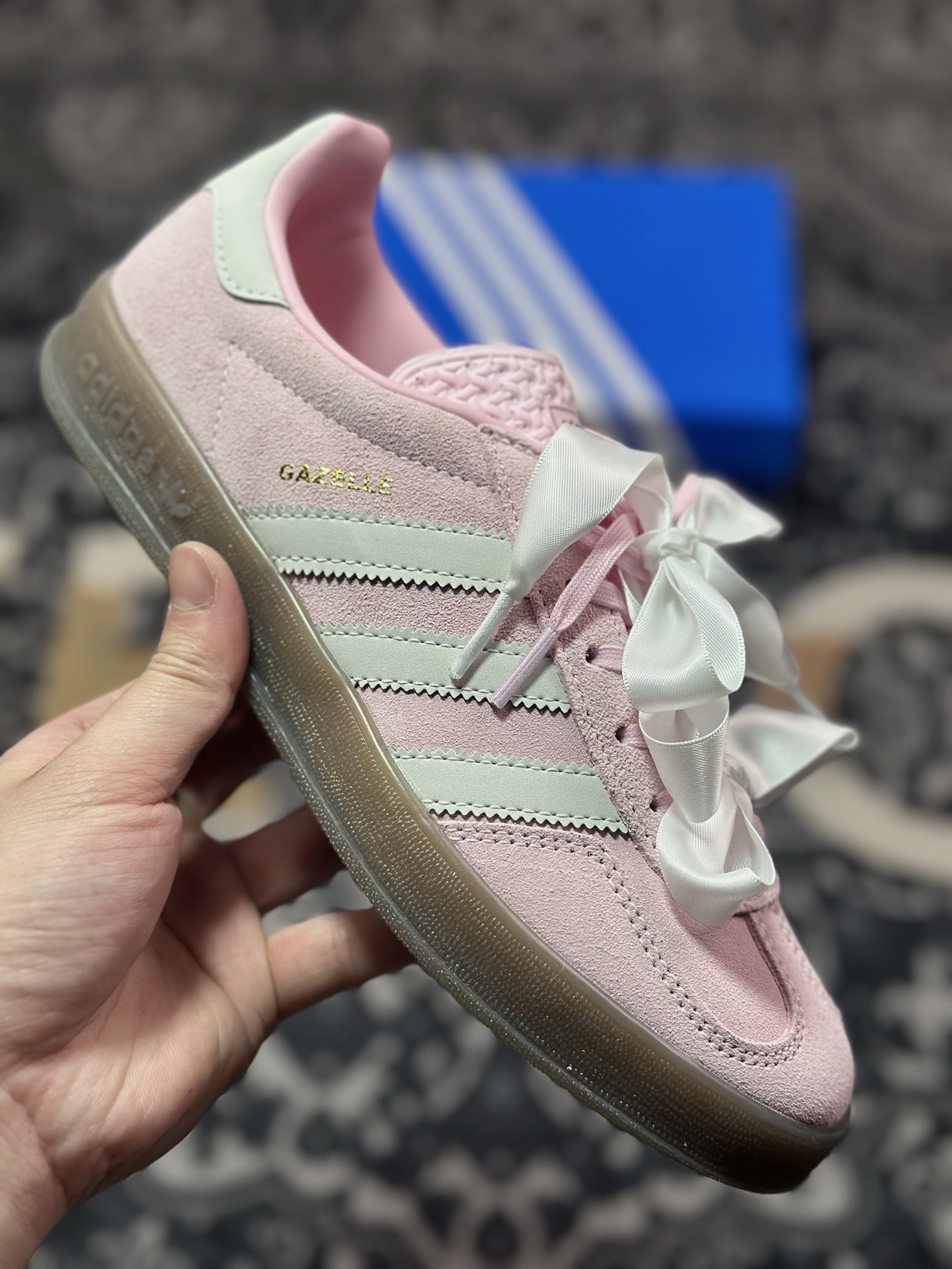 A4160  AD Originals Gazelle Indoor 粉色 三叶草复古休闲运动板鞋   JI2716