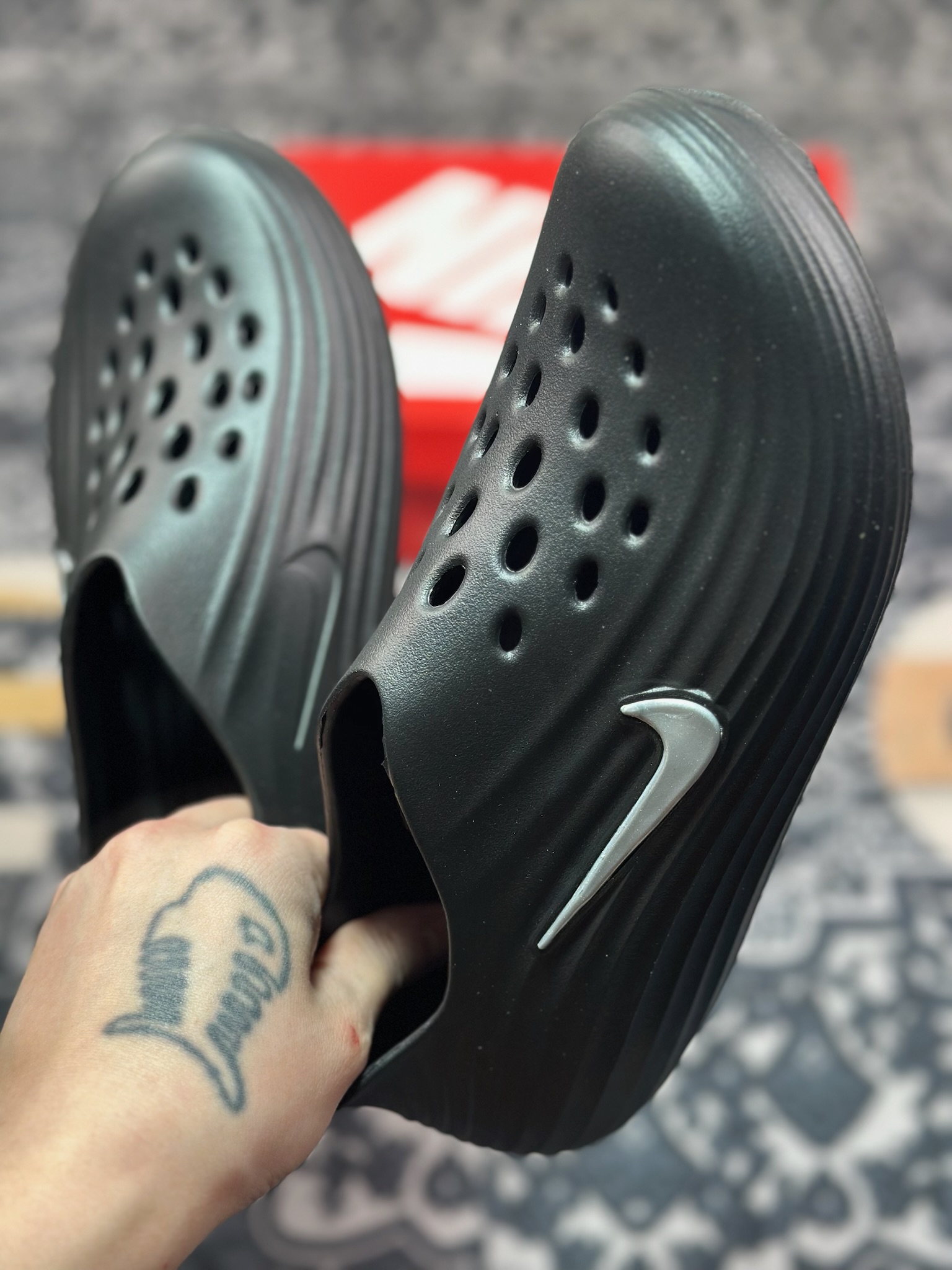 A0120  Nike ReactX Rejuven8 一脚蹬夏日穿搭凉鞋 HV5062-001