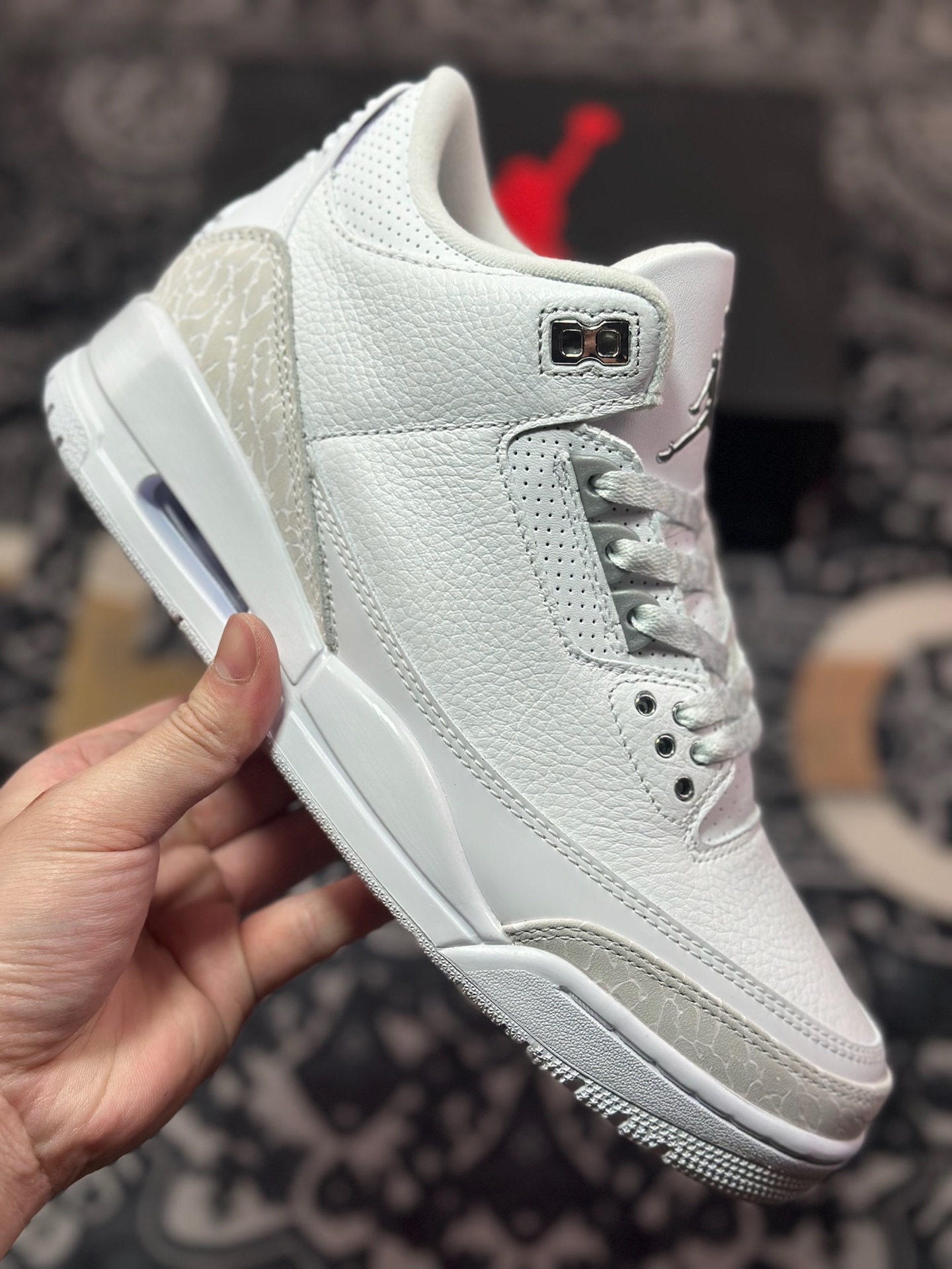 B9350  Air Jordan 3 Retro ”Pure Money” AJ3 乔3复刻白猫  CT8532-111