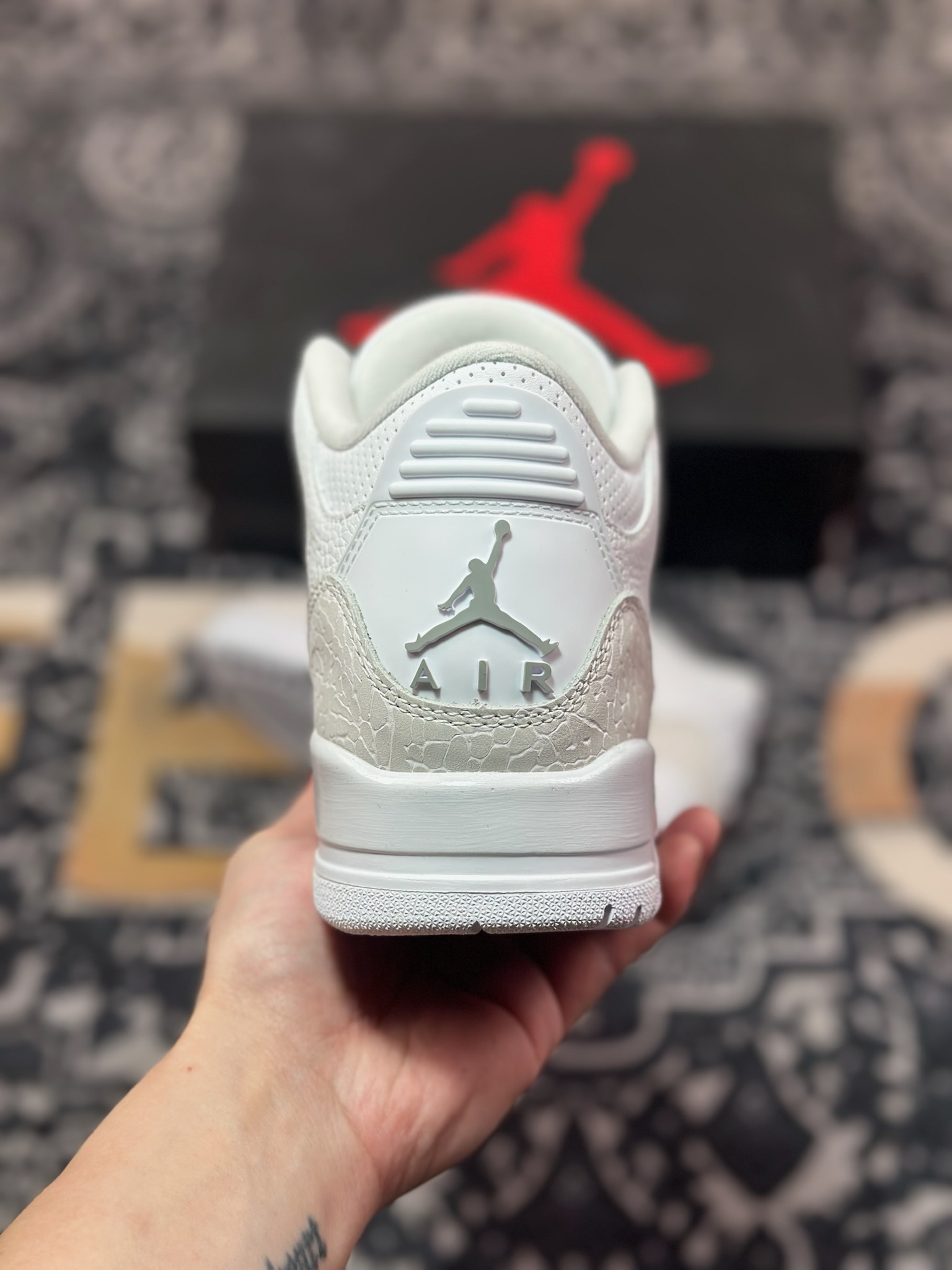 B9350  Air Jordan 3 Retro ”Pure Money” AJ3 乔3复刻白猫  CT8532-111