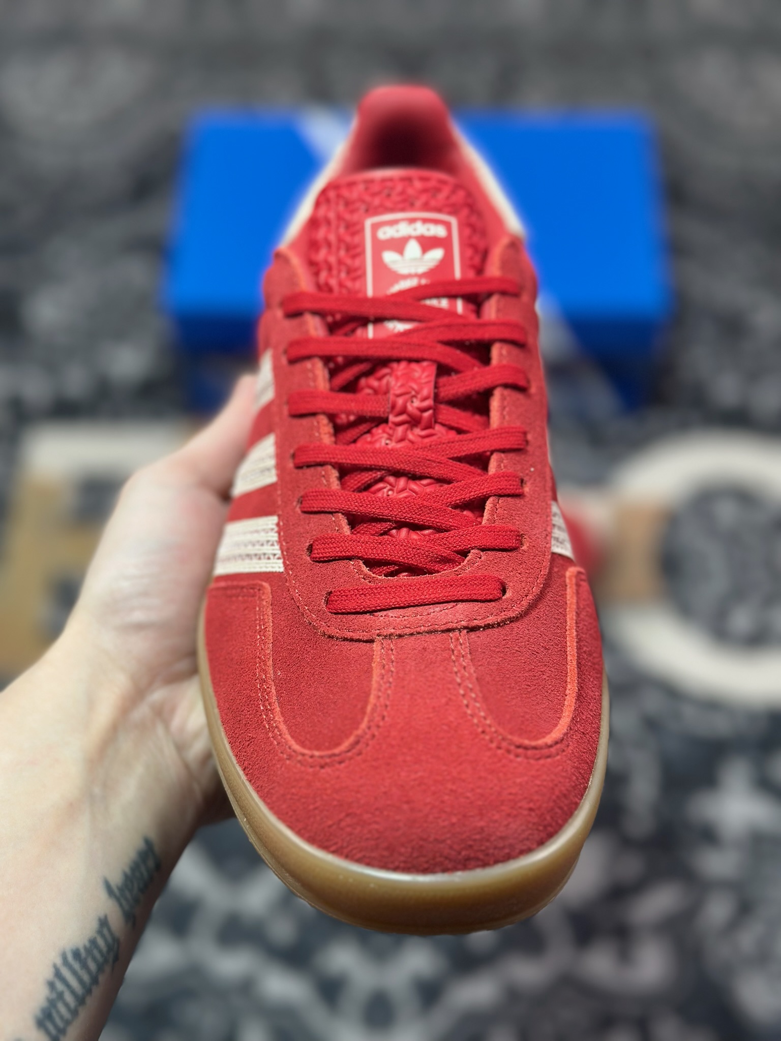 A7200    优选 原装级别# adidas originals GAZELLE 舒适百搭 低帮 板鞋 男女同款 白红 JI2756