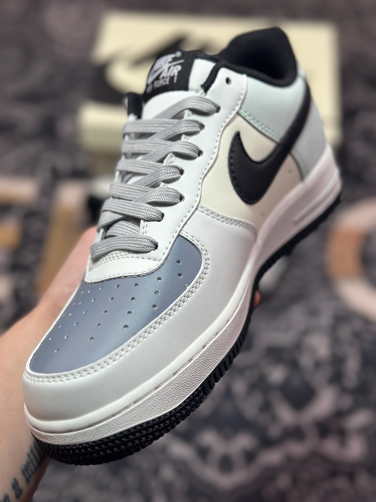 B0220 原装级别 Nike Air Force 1 Low ’07 皇冠 配色 空军一号低帮休闲板鞋 GY5696-779