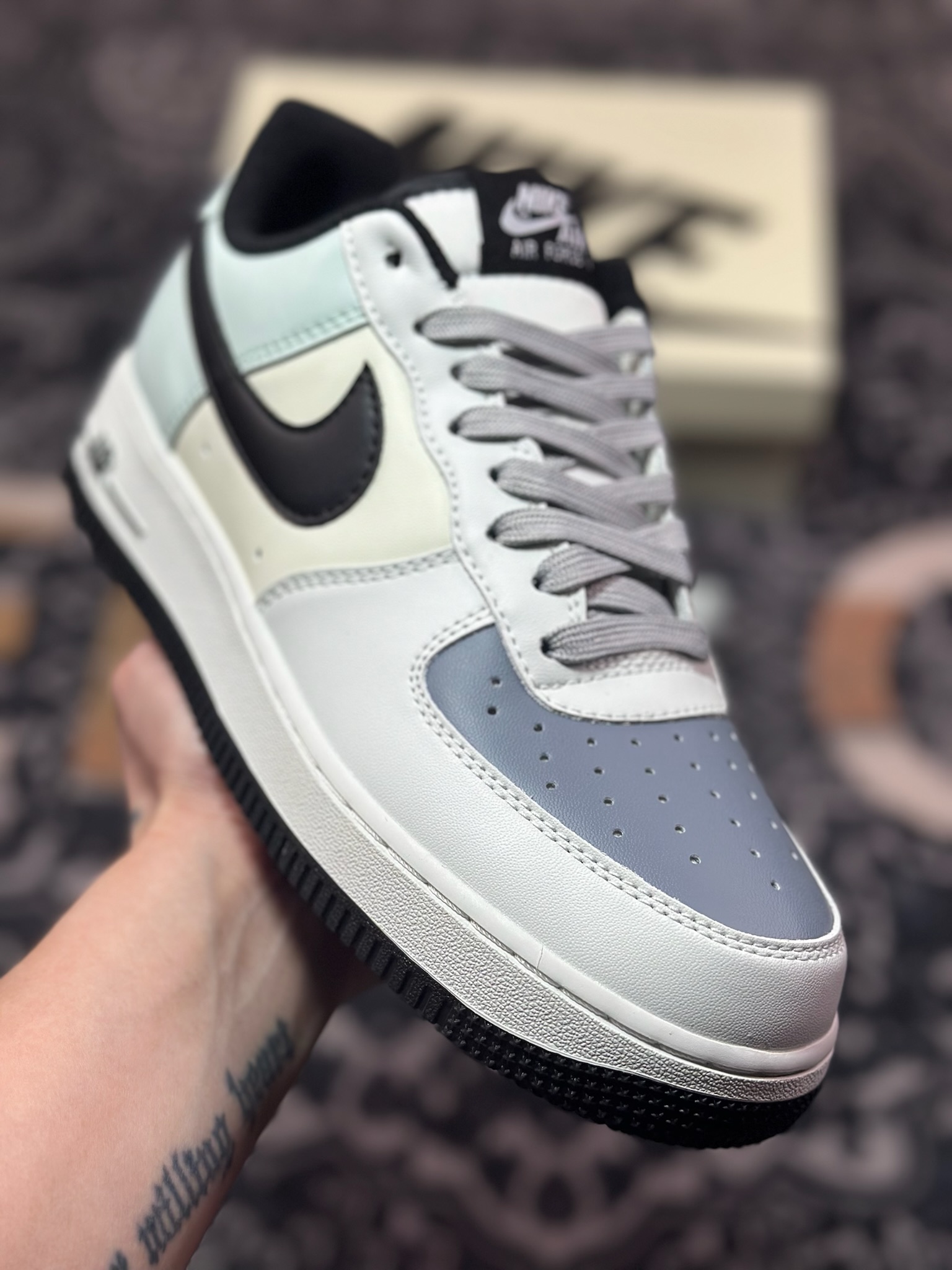 B0220 原装级别 Nike Air Force 1 Low ’07 皇冠 配色 空军一号低帮休闲板鞋 GY5696-779