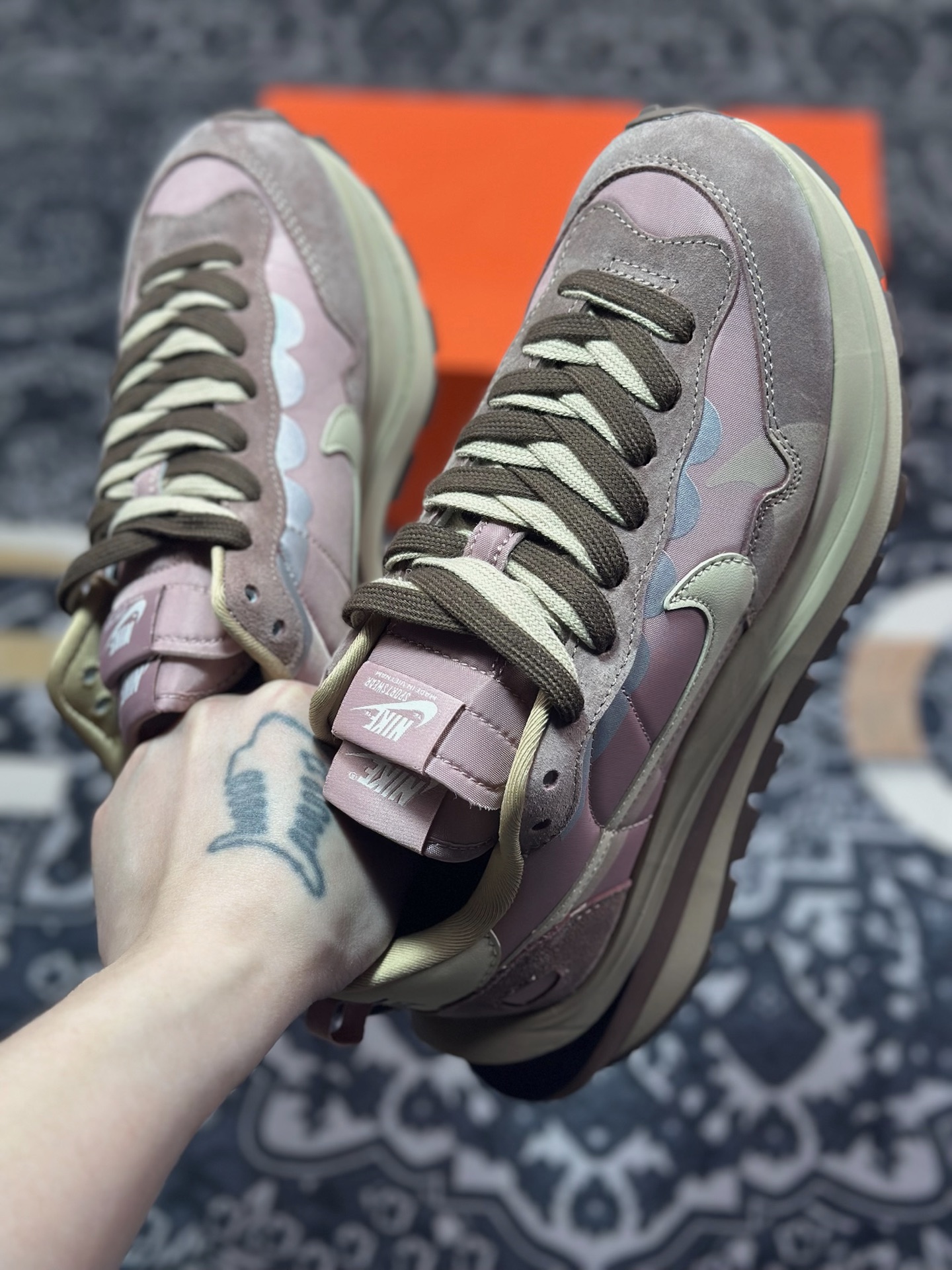 B3260 原装级别 Sacai X NIKe vaporWaffle 华夫三代3.0 走秀重磅联名运动鞋 DD1875-301