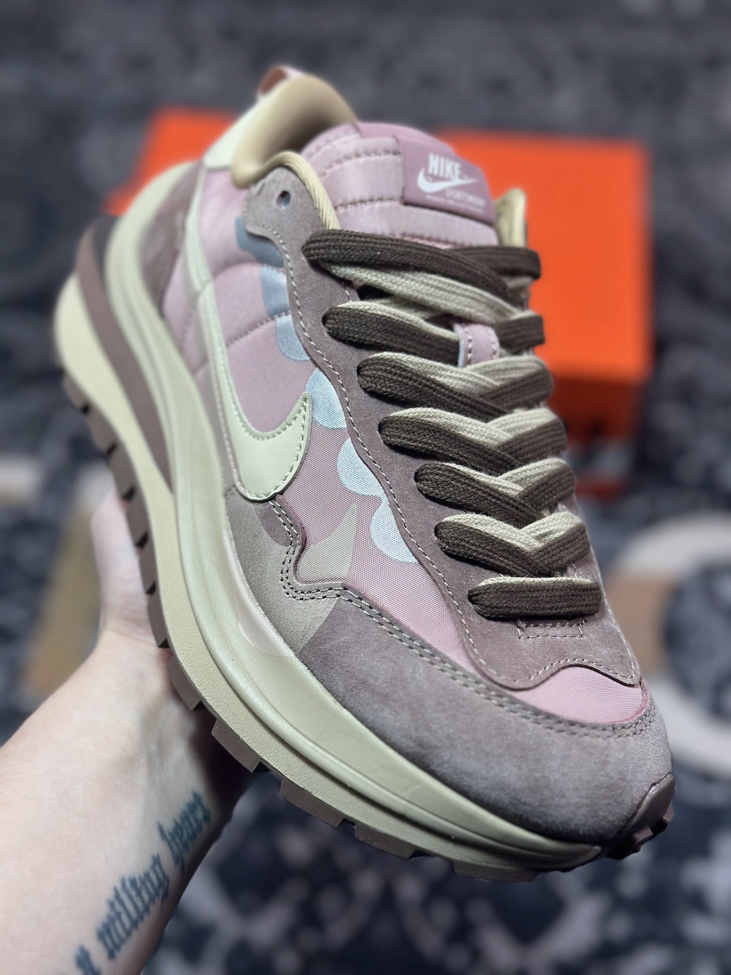 B3260 原装级别 Sacai X NIKe vaporWaffle 华夫三代3.0 走秀重磅联名运动鞋 DD1875-301