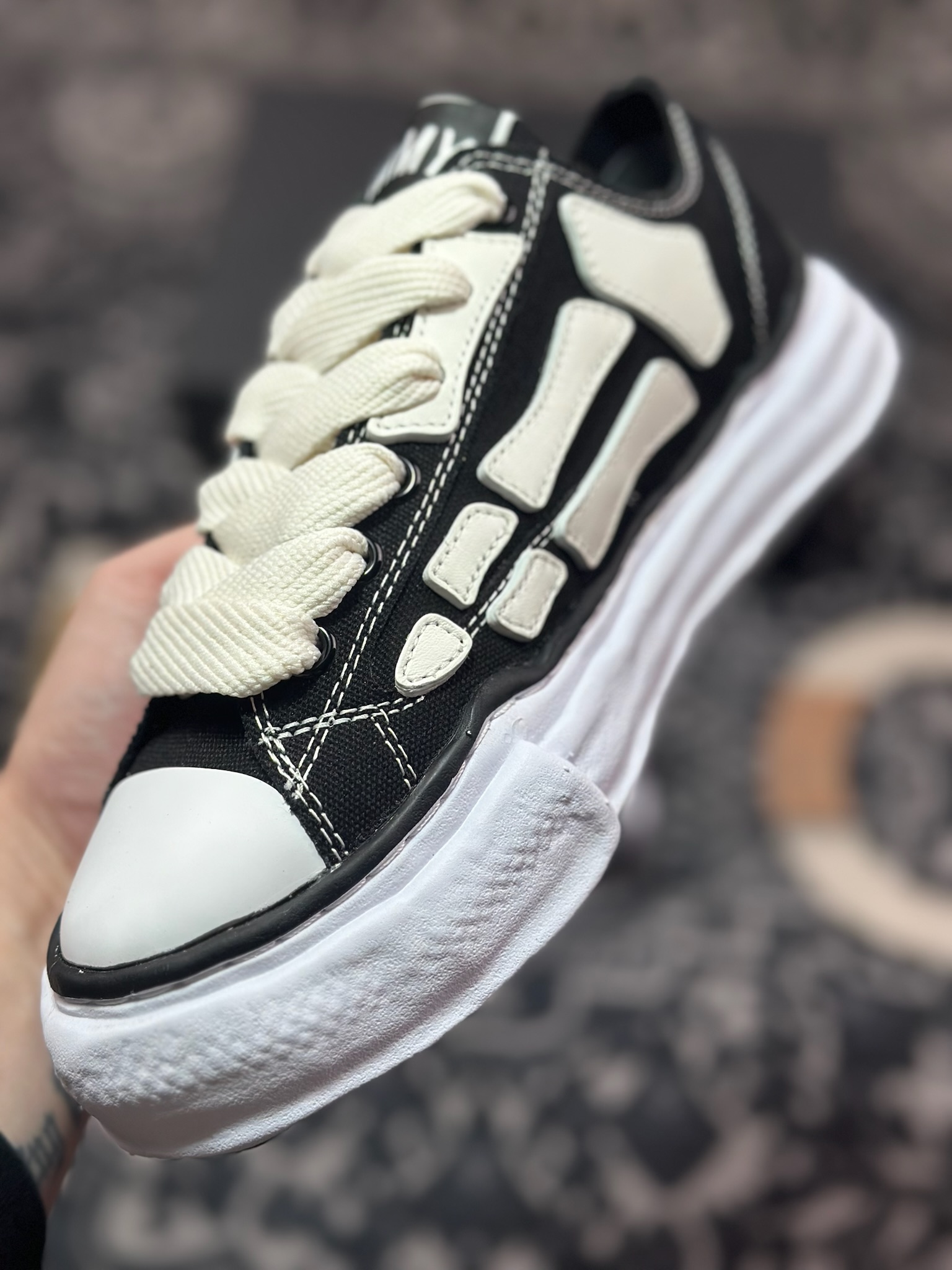 B9350 AMIRI x MMY/Maison MIHARA YASUHIRO Original Alabaster Low ”Bones”AllStar低帮休闲百搭帆布板鞋“联名帆布黑白脚骨” AMFOSR1076-001