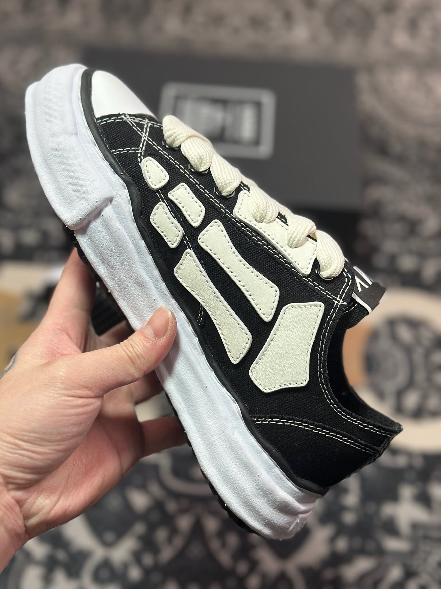 B9350 AMIRI x MMY/Maison MIHARA YASUHIRO Original Alabaster Low ”Bones”AllStar低帮休闲百搭帆布板鞋“联名帆布黑白脚骨” AMFOSR1076-001