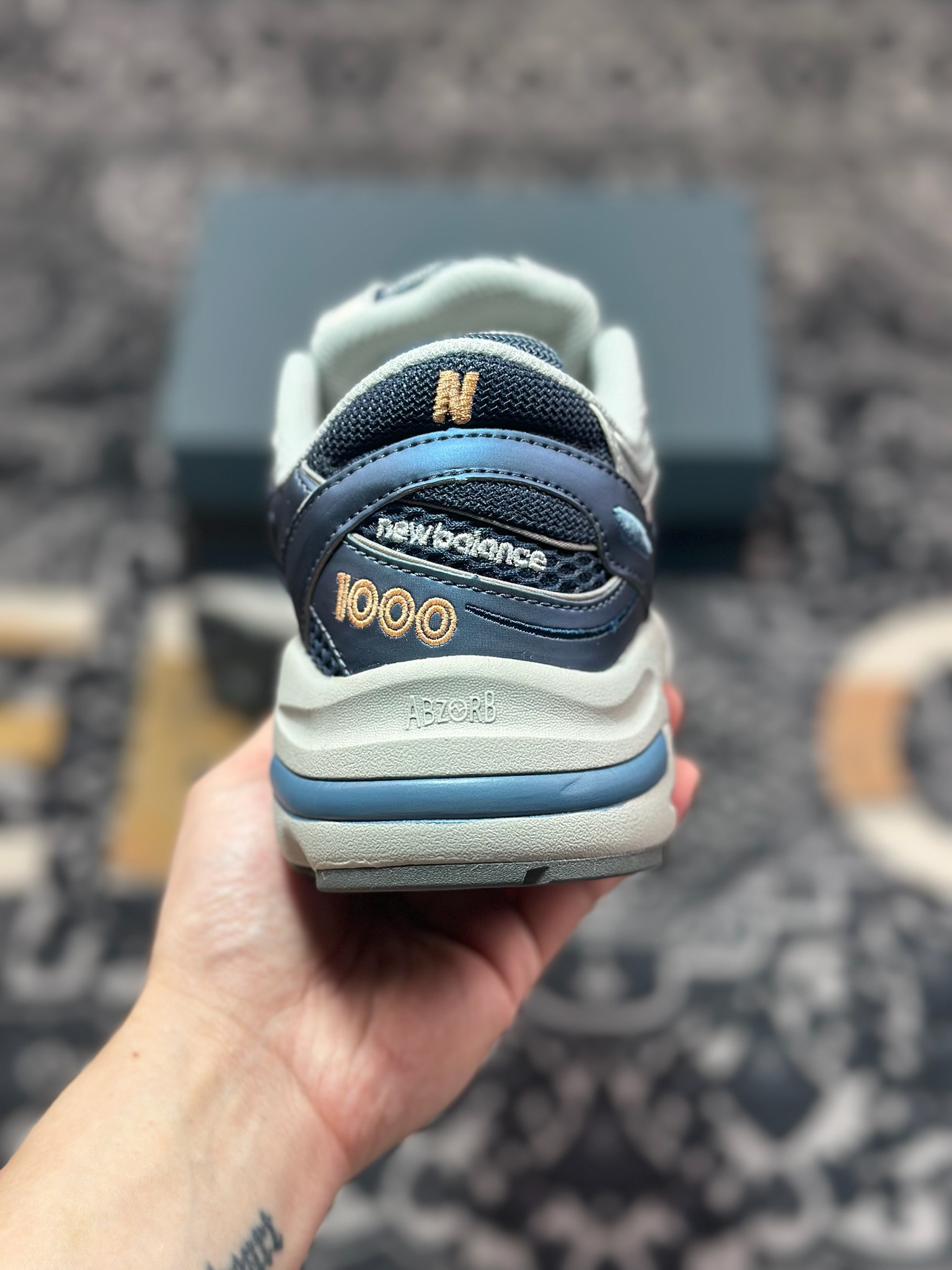 A8200 原装级别 New Balance 新百伦 M1000P 复古休闲跑步鞋