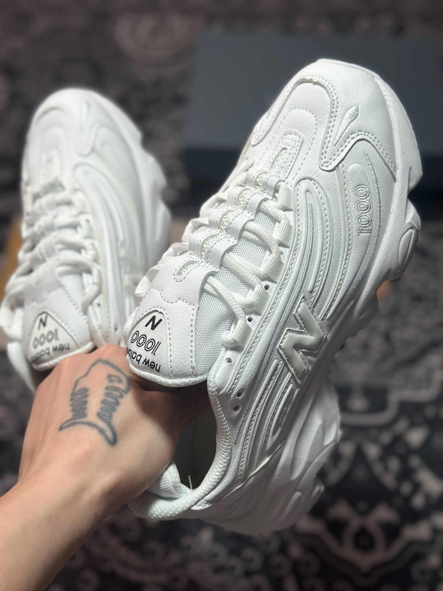 A8200 原装级别 New Balance 新百伦 M1000BW 复古休闲跑步鞋