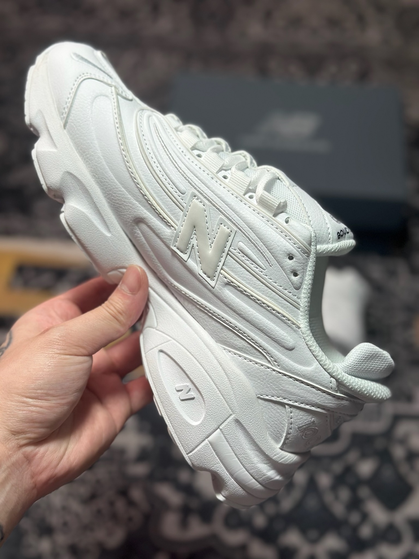 A8200 原装级别 New Balance 新百伦 M1000BW 复古休闲跑步鞋