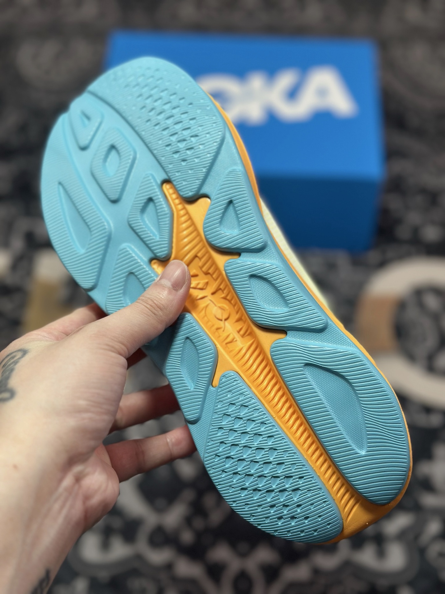 B0220 原装级别 Hoka One One Rincon 4 浅绿橙 林康4代公路休闲跑步鞋 1155130-TFLT
