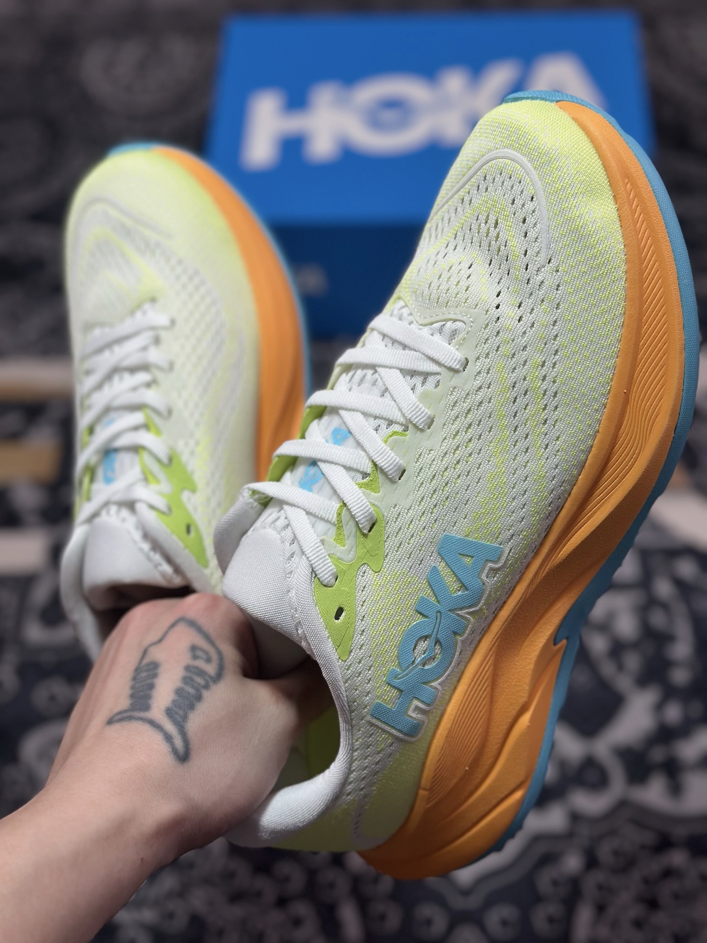 B0220 原装级别 Hoka One One Rincon 4 浅绿橙 林康4代公路休闲跑步鞋 1155130-TFLT