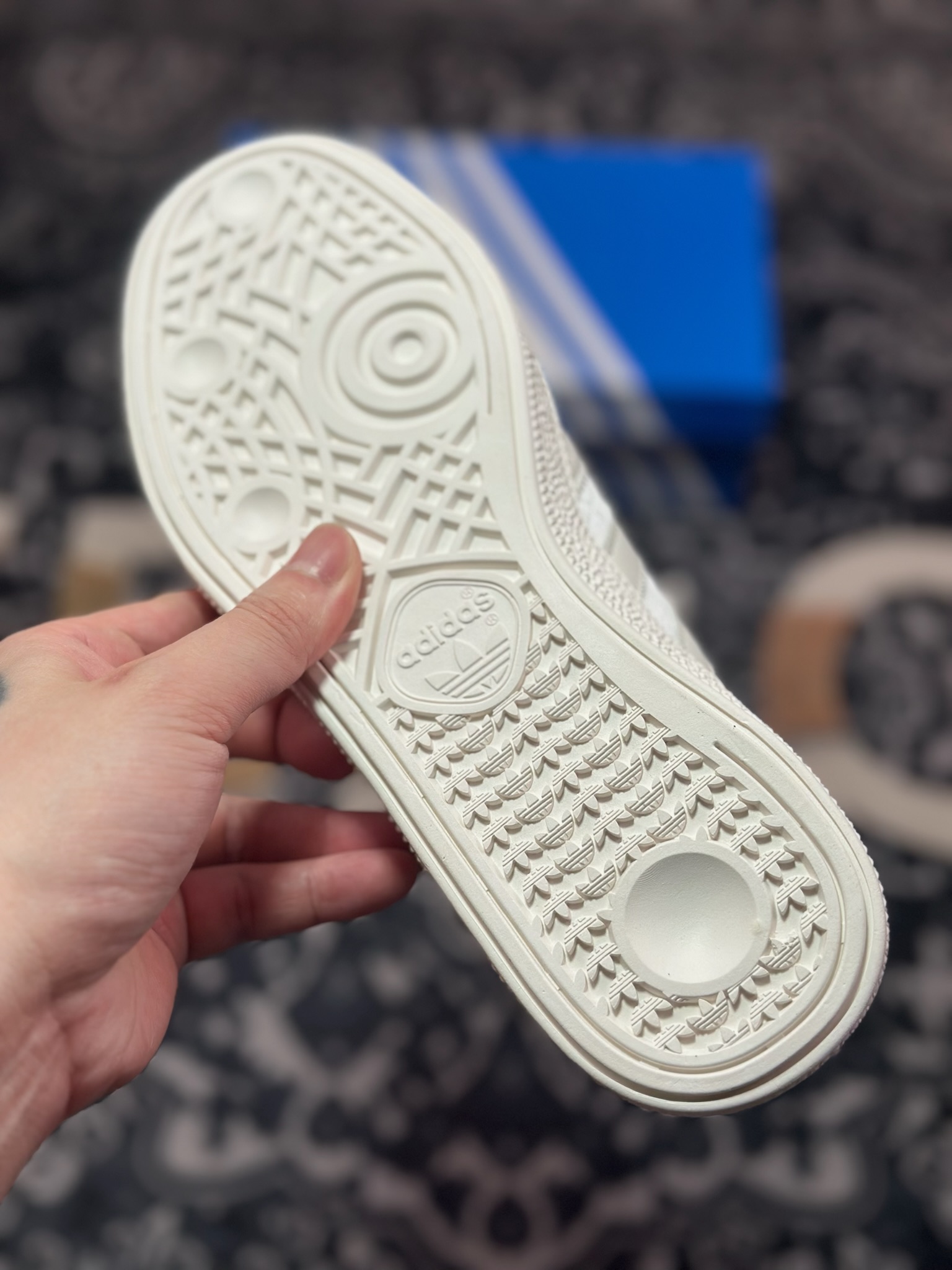 A4170 原装级别 AD originals Samba Handball Spezial 此款以简约大方的造型设计 KJ0854