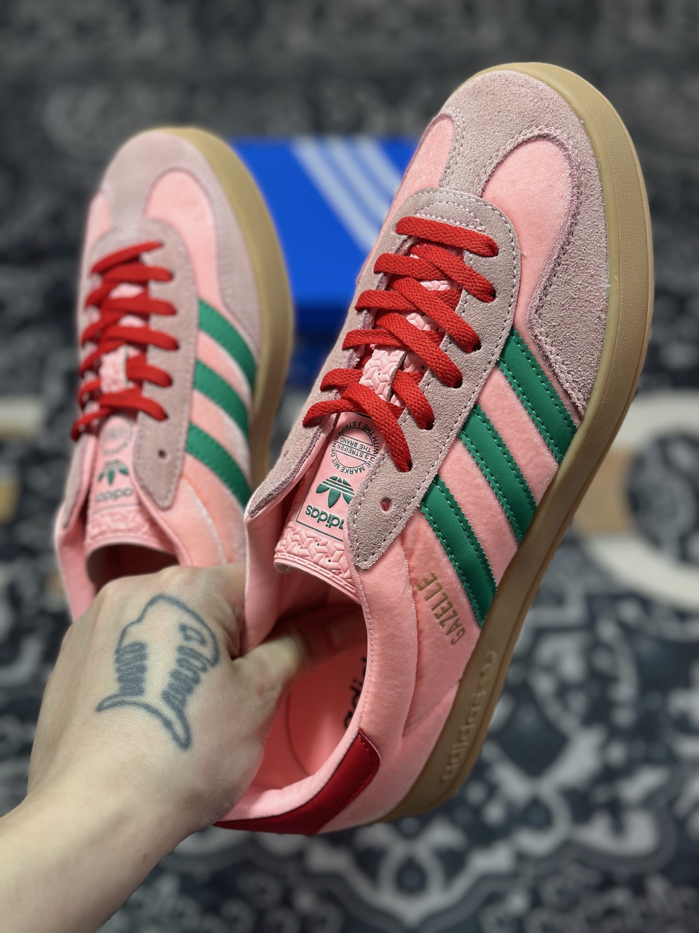 A4160 原厂级别 Adidas Originals Gazelle Indoor 三叶草复古防滑耐磨低帮板鞋 JI2713
