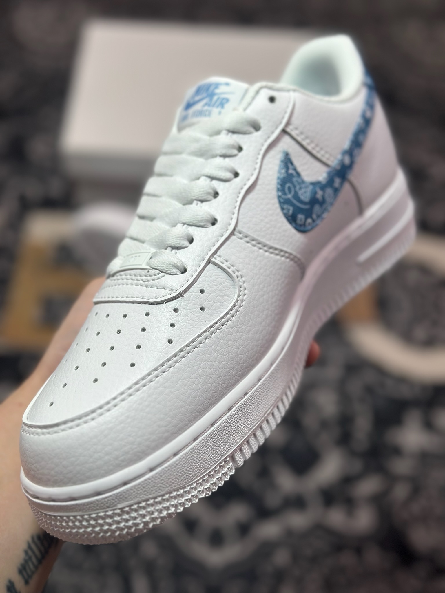 原厂级别 Nike Air Force 1 Low ”Paisley Swoosh”白蓝腰果花 空军一号低帮百搭休闲运动板鞋 DH4406-100