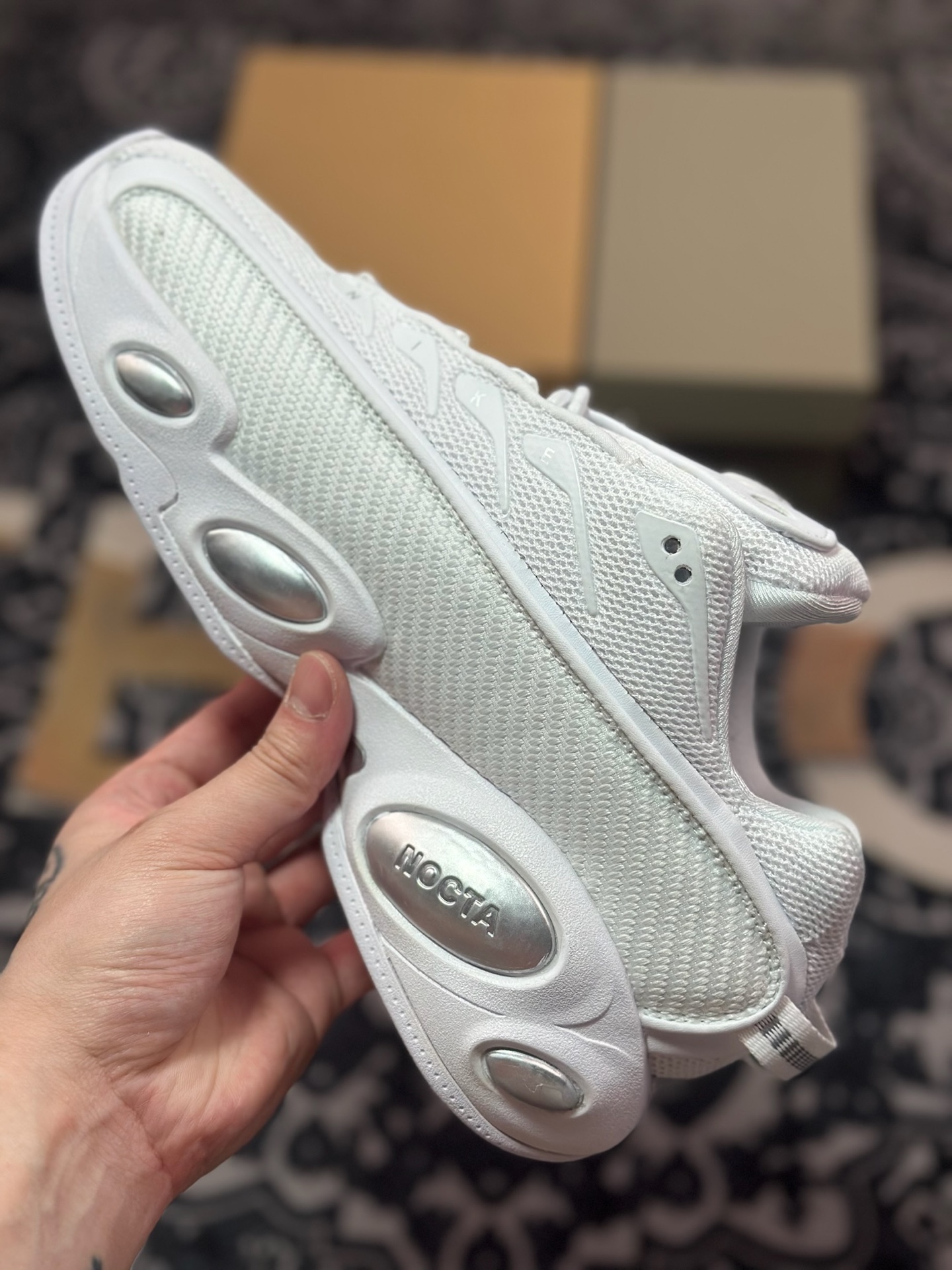 原装级别 NOCTA x Nike Glide 织物潮流百搭 复古低帮篮球鞋 DM0879-100