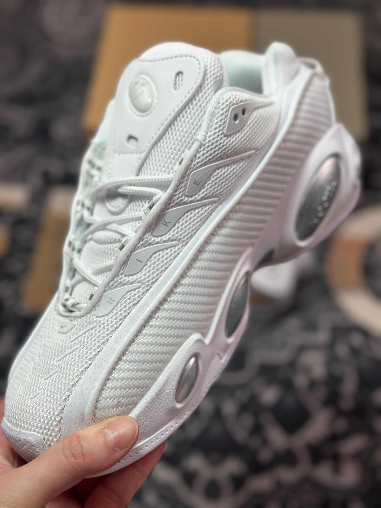 原装级别 NOCTA x Nike Glide 织物潮流百搭 复古低帮篮球鞋 DM0879-100