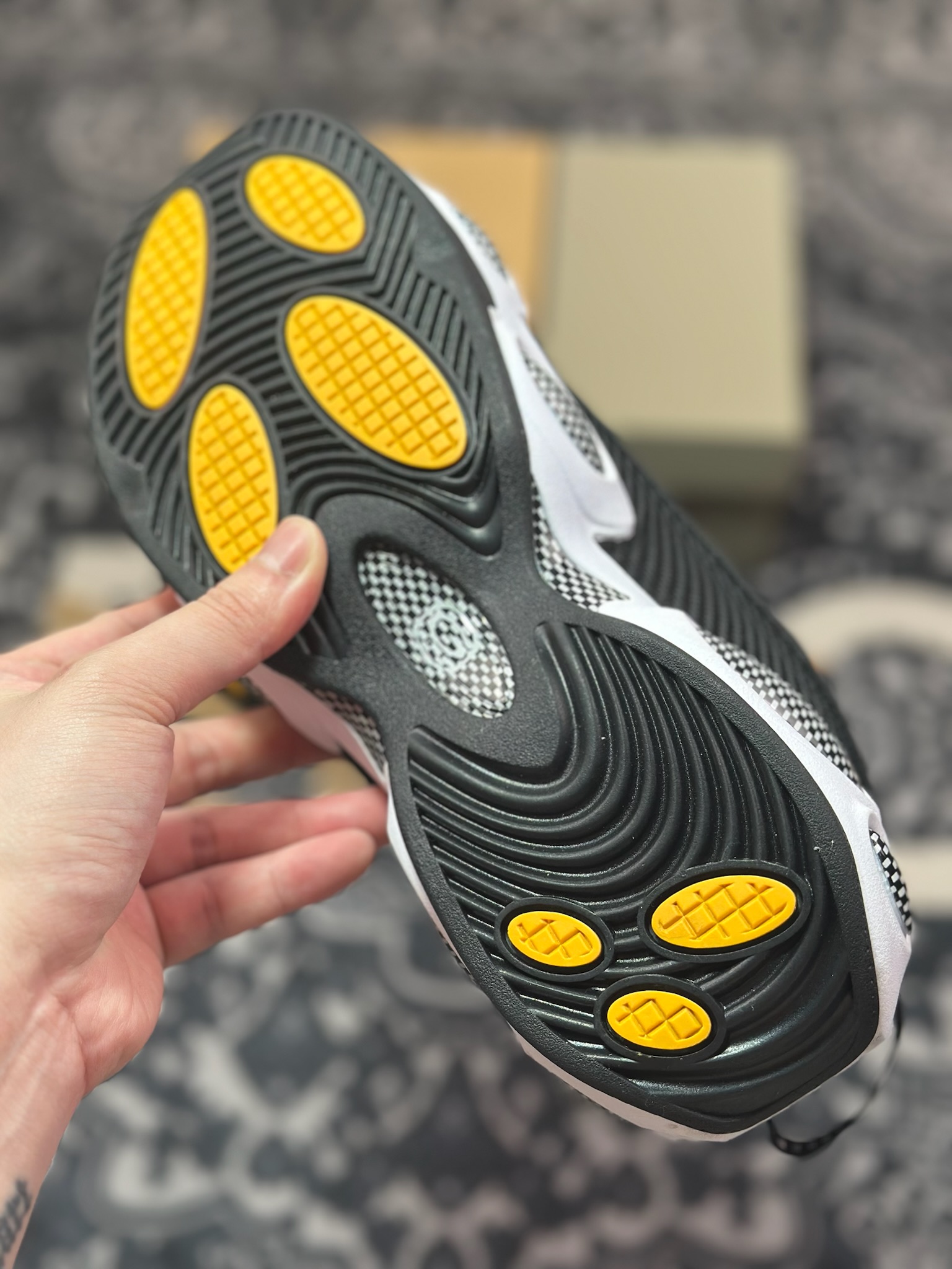 B1240 原装级别 NOCTA x Nike Glide 织物潮流百搭 复古低帮篮球鞋 DM0879-001