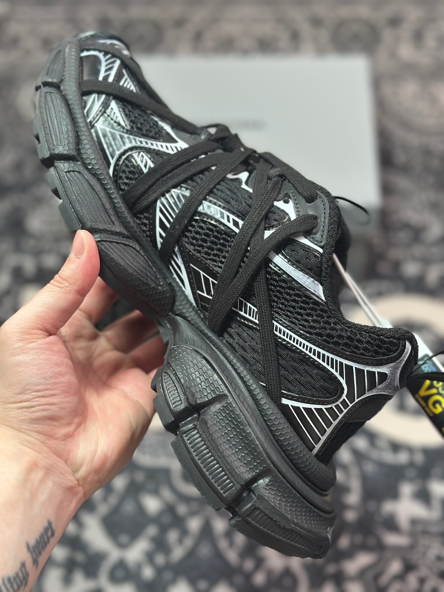 D2480 巴黎世家BALENCIAGA 3XL Sneakers 3+系列低帮复古阔型底姥爹慢跑鞋“黑白木乃伊绑绳”825601 W3XCH 0102