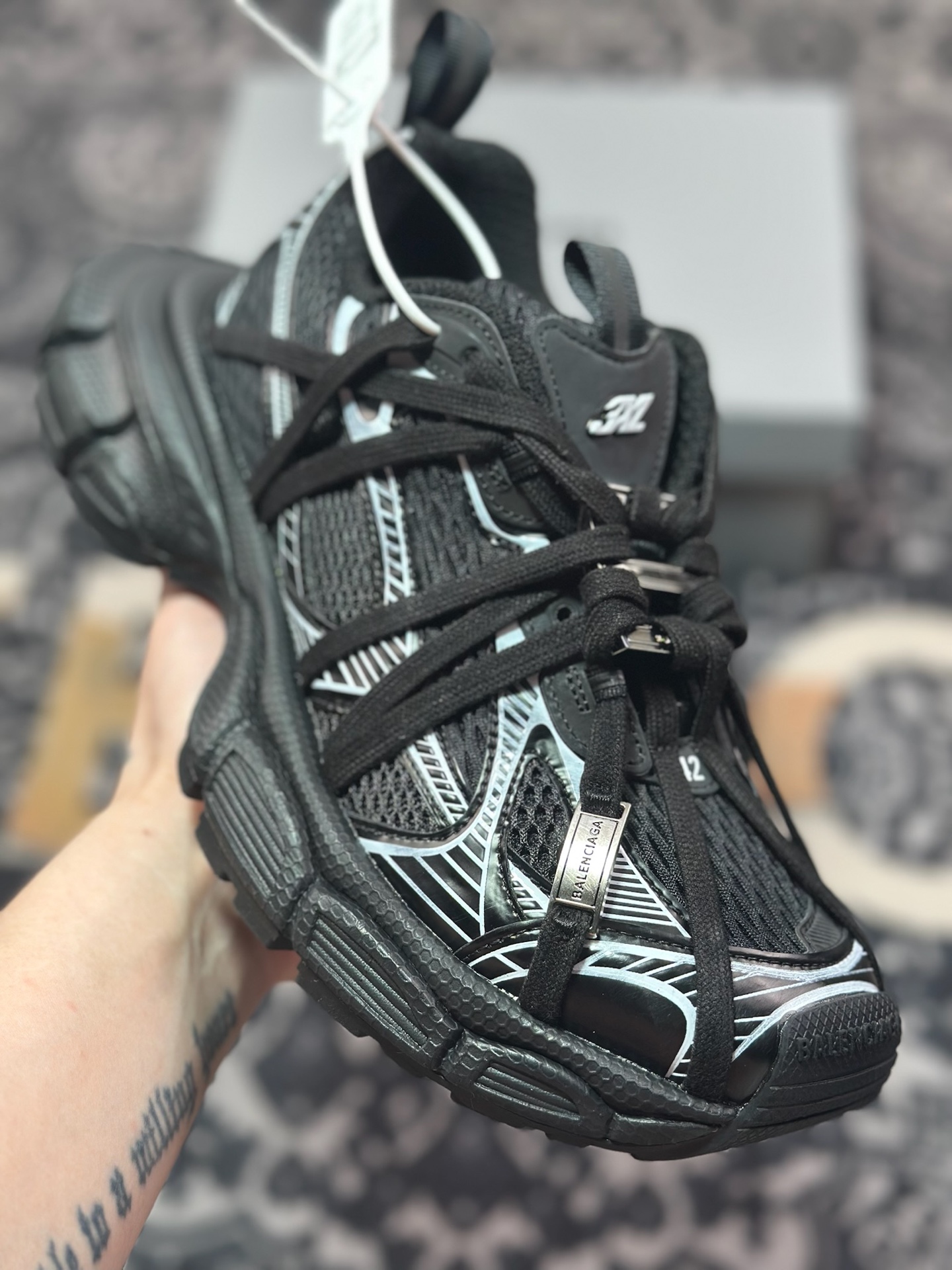 D2480 巴黎世家BALENCIAGA 3XL Sneakers 3+系列低帮复古阔型底姥爹慢跑鞋“黑白木乃伊绑绳”825601 W3XCH 0102