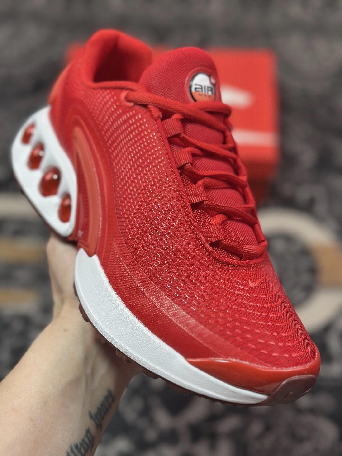 A6200 原装级别 Nike Air Max Dn 网布 舒适时尚 减震耐磨 低帮 生活休闲鞋 HM0747-600