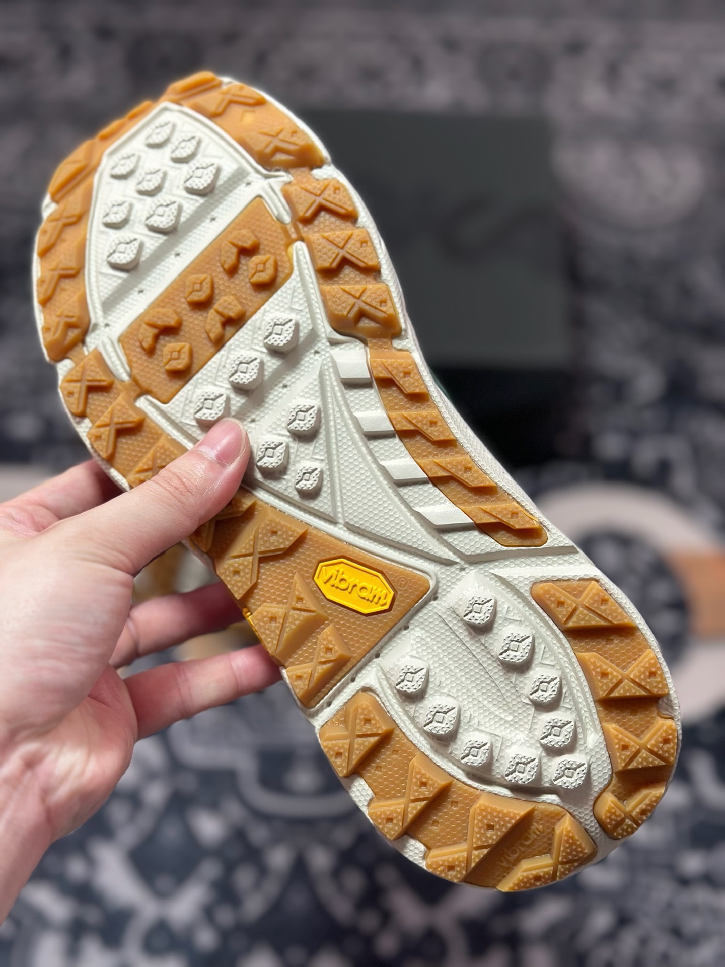 C3360 原装级别 纯原 原厂防泼水 Hoka One One Tor Ultra Lo 低帮户外功能运动鞋工装鞋 1130310
