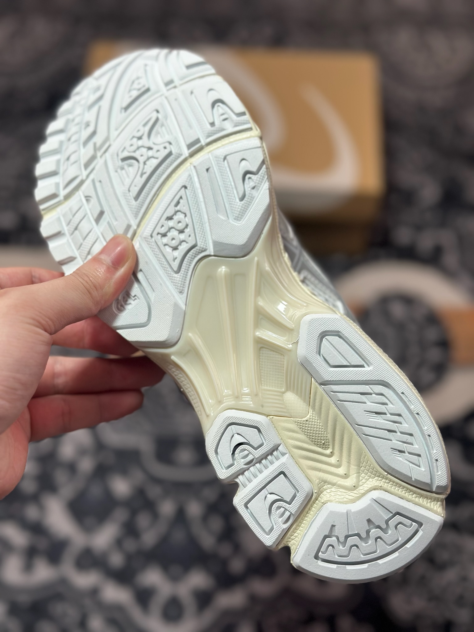 A8220 原装级别 Min-Nano x Asics Gel-Nimbus 10.1 亚瑟士复古先锋潮流拼接休闲跑步鞋