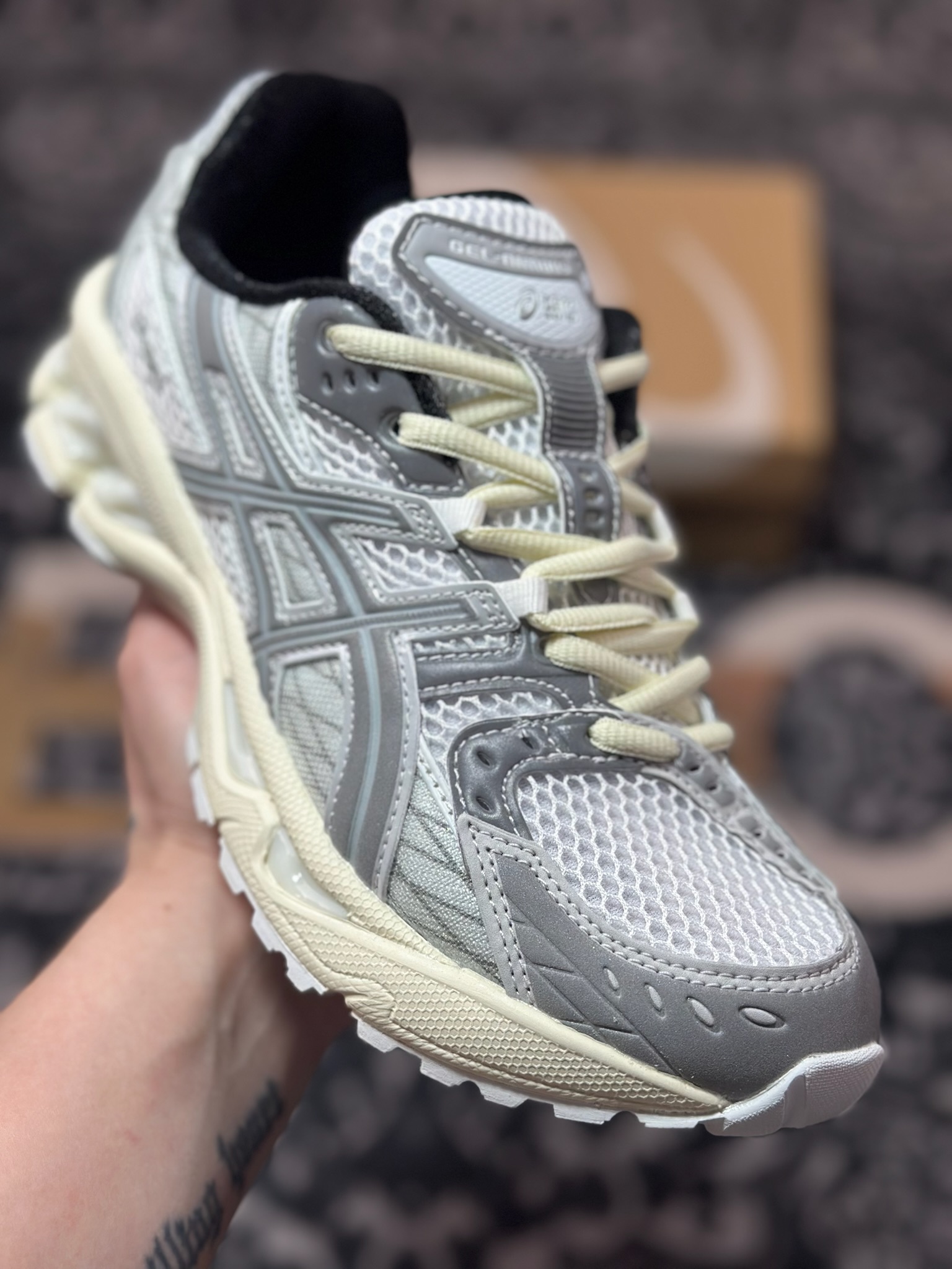 A8220 原装级别 Min-Nano x Asics Gel-Nimbus 10.1 亚瑟士复古先锋潮流拼接休闲跑步鞋