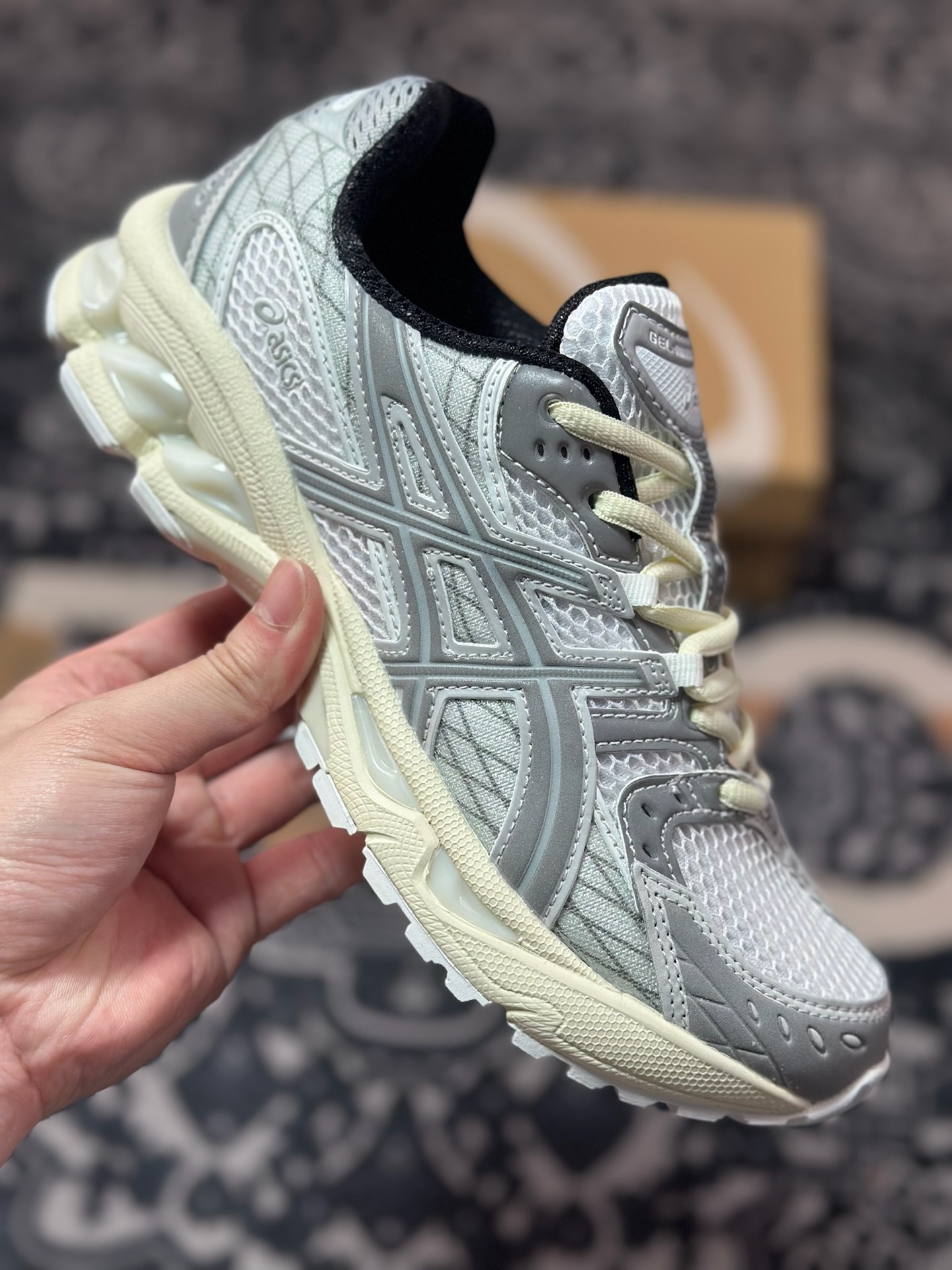 A8220 原装级别 Min-Nano x Asics Gel-Nimbus 10.1 亚瑟士复古先锋潮流拼接休闲跑步鞋