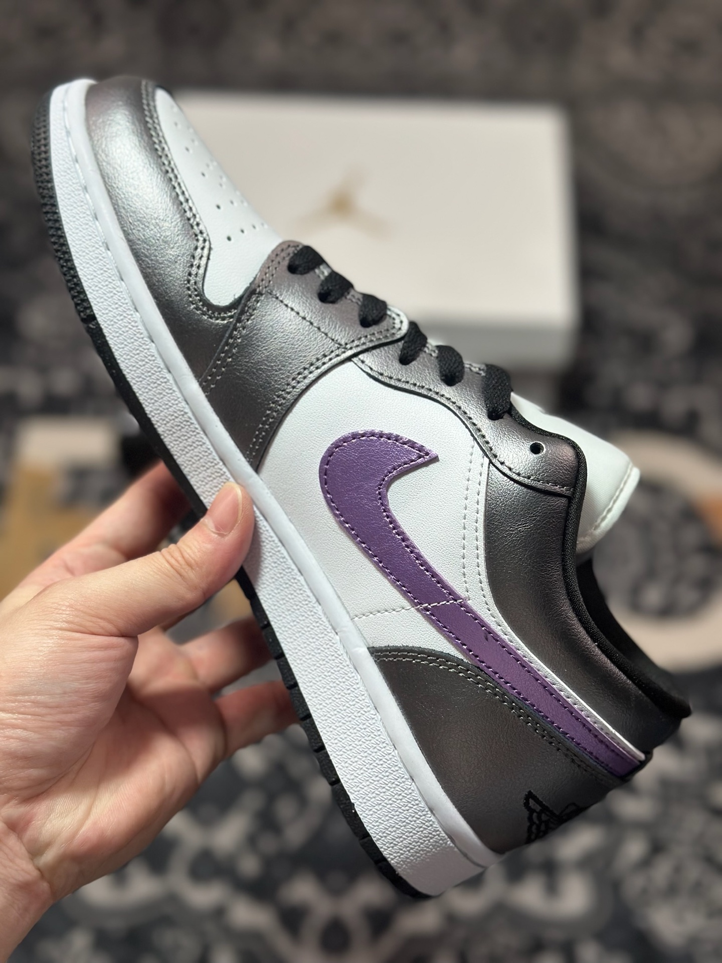 原装级别 Air Jordan 1 Low 黑白紫 HJ5910-105
