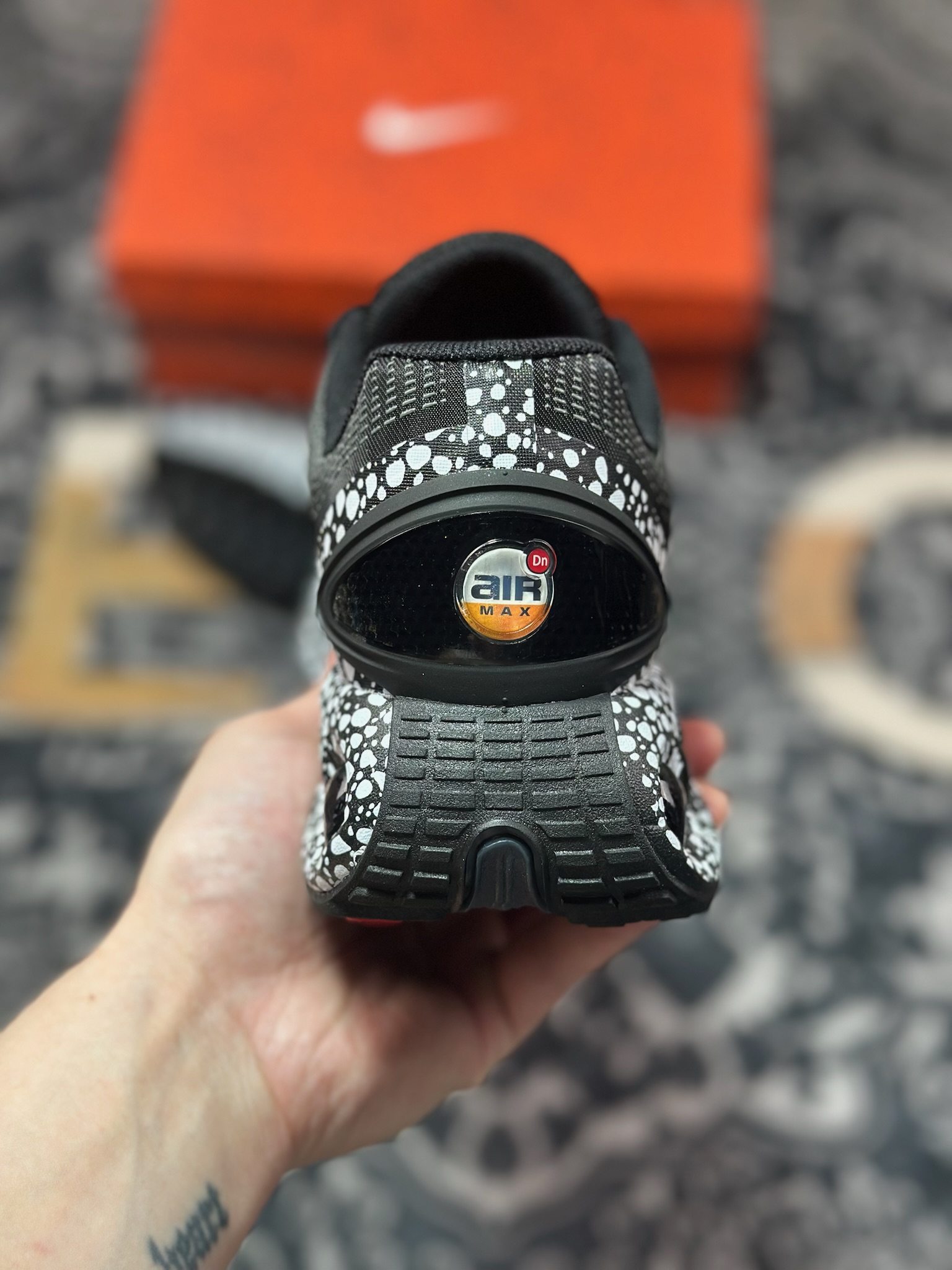 耐克Nike Air Max Dn Premium Electric”Safari”DN系列低帮慢跑鞋“黑白石斑纹冠军版” DV3337-102