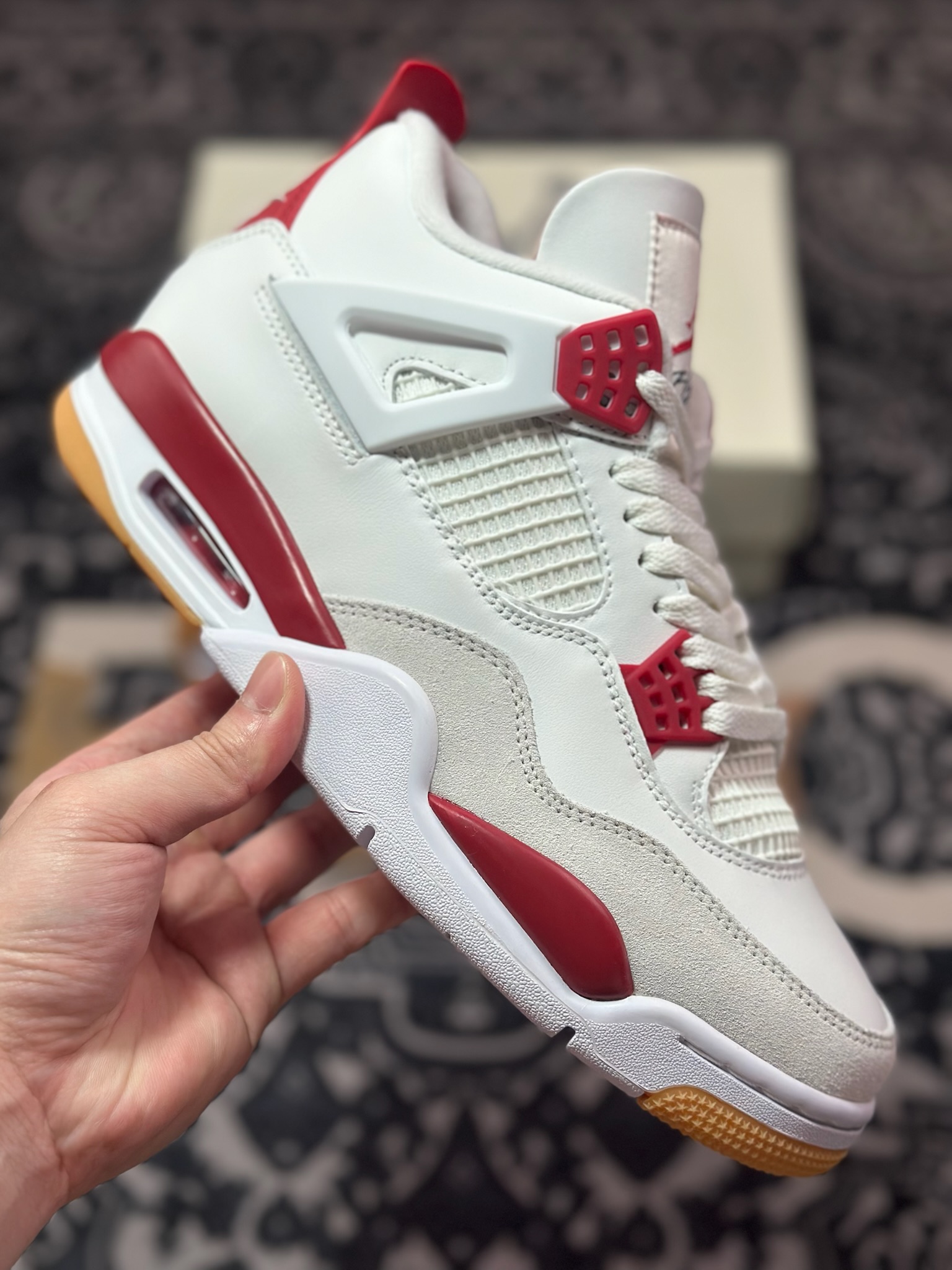 原装级别 Travis Scott x Air Jordan AJ4SB 白红 大学红 DR5415-106