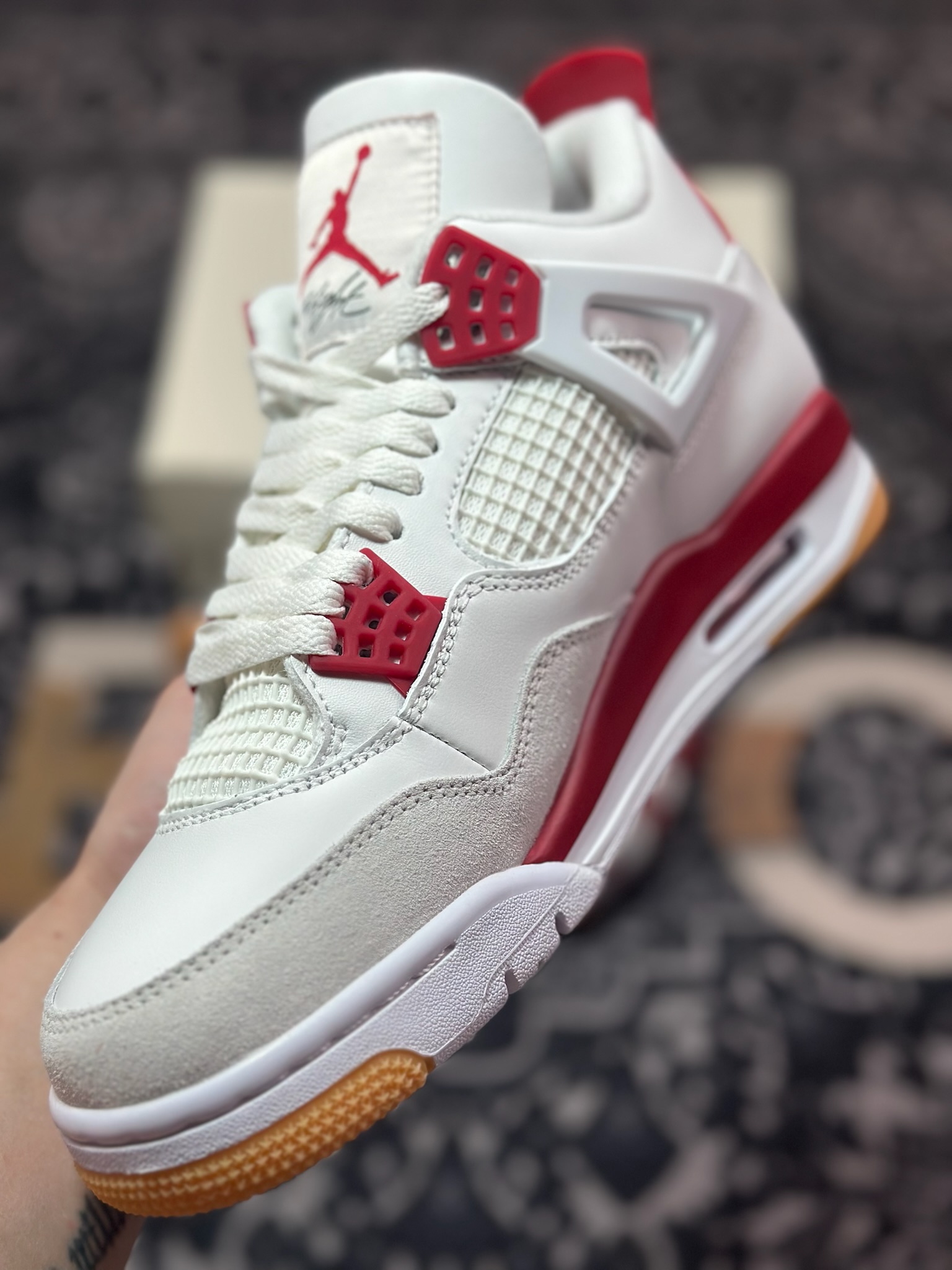 原装级别 Travis Scott x Air Jordan AJ4SB 白红 大学红 DR5415-106