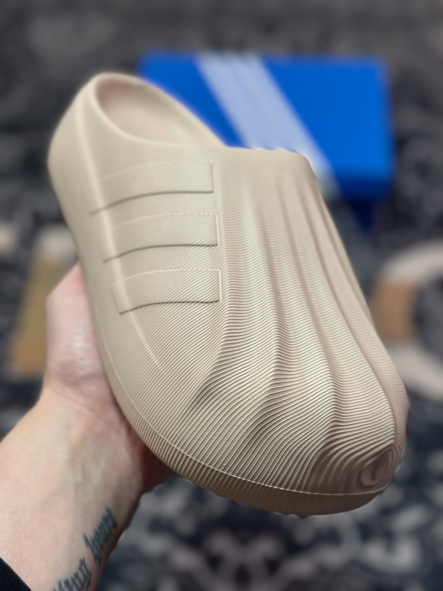 A0140 Adidas adiFOM Superstar Mule”Magic Beige”贝壳头鸭掌凉拖鞋“米黄棕” IE0754